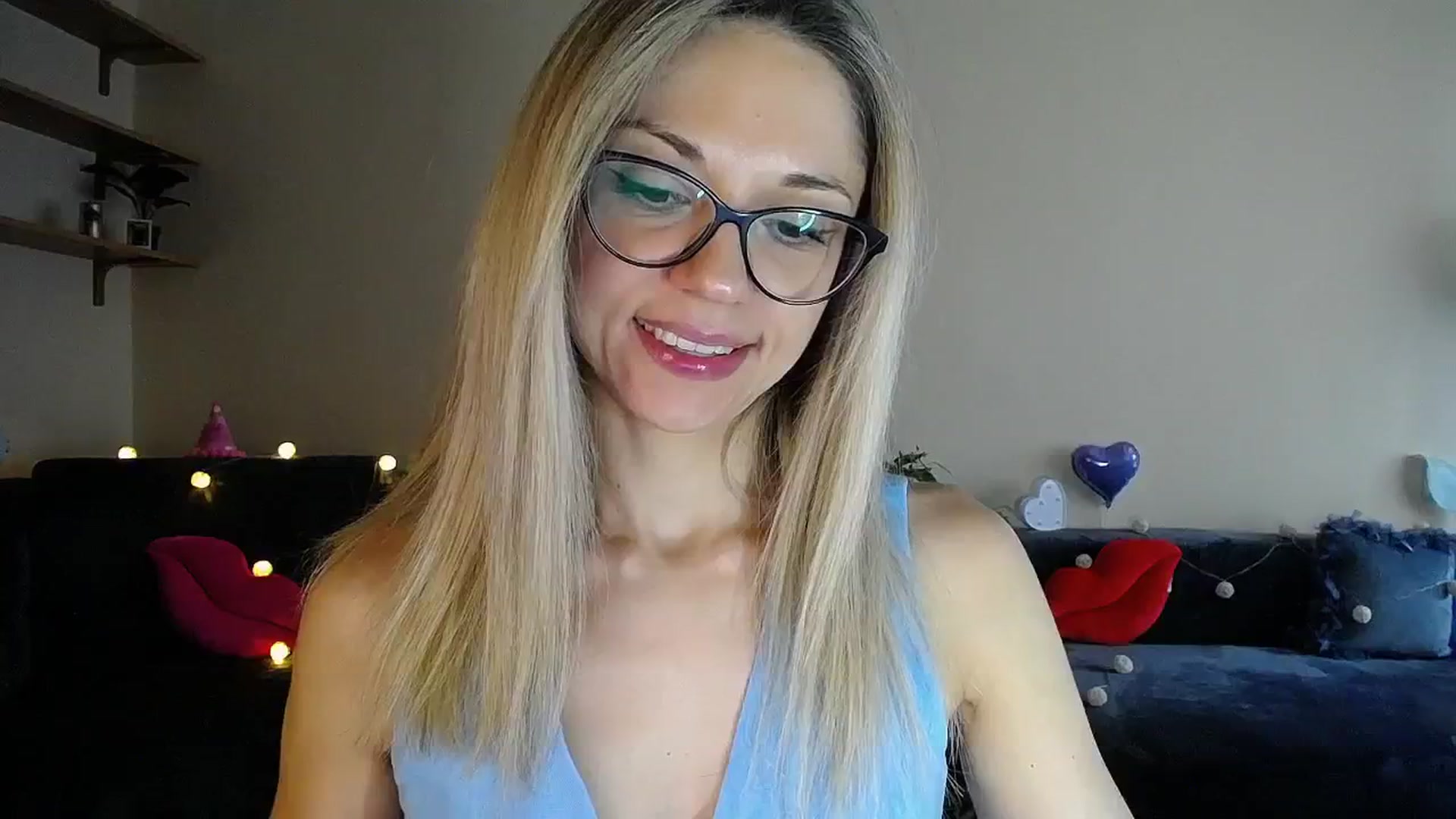 Gallery image thumbnail from Sunshine_alis's myfreecams stream on, 06/23/2025, 17:13 image 5 of 20