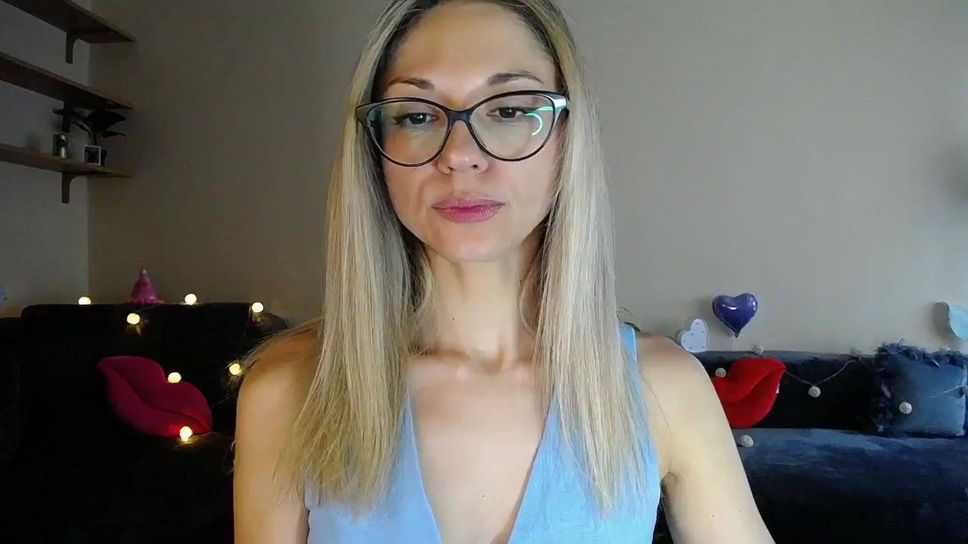 Gallery image thumbnail from Sunshine_alis's myfreecams stream on, 06/23/2025, 17:13 image 6 of 20