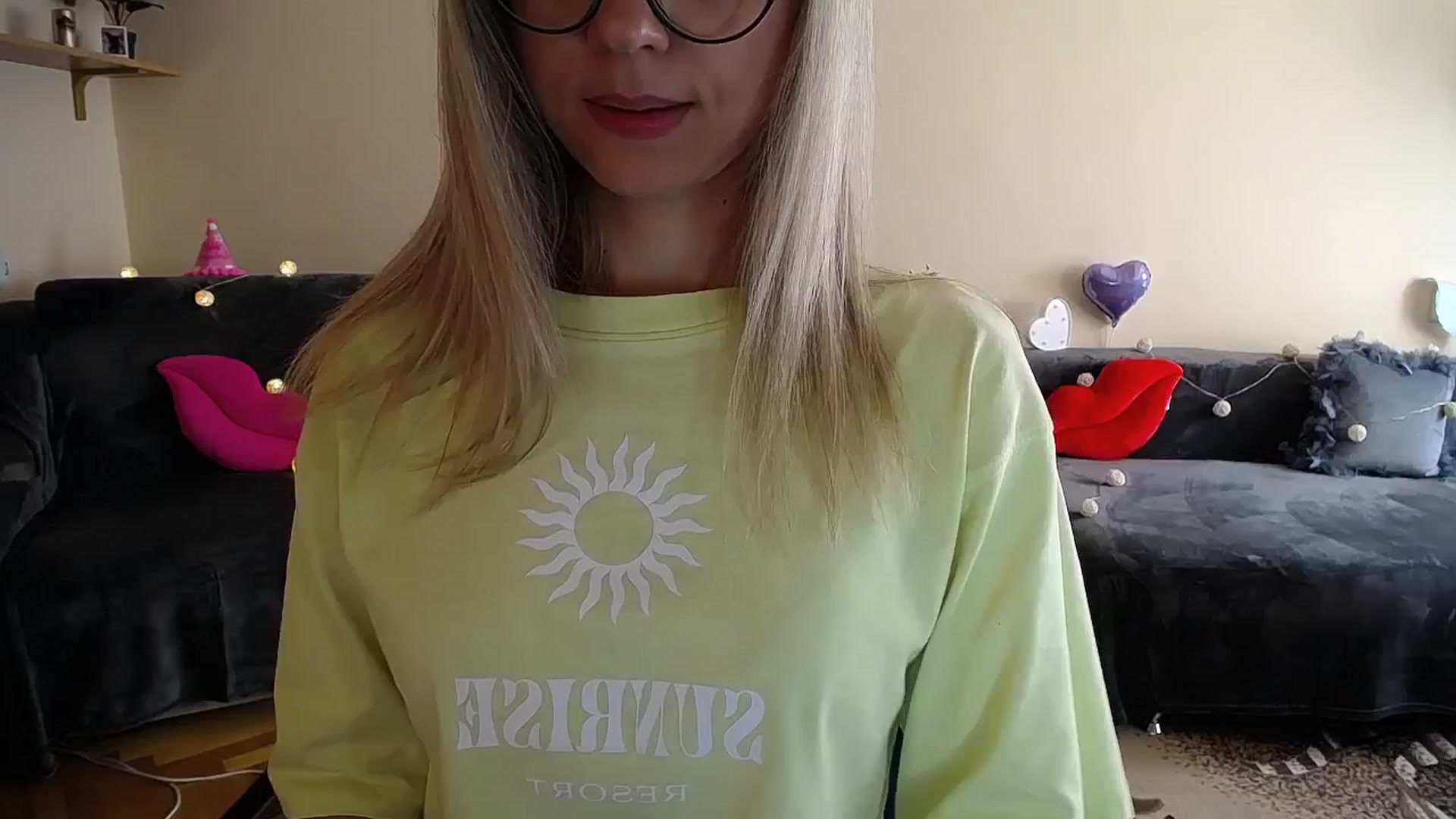 Gallery image thumbnail from Sunshine_alis's myfreecams stream on, 06/24/2025, 14:43 image 17 of 20