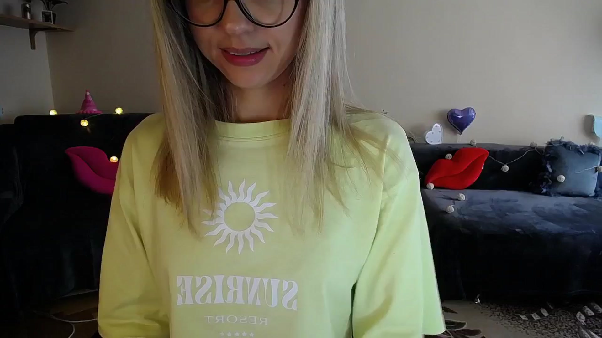 Gallery image thumbnail from Sunshine_alis's myfreecams stream on, 06/24/2025, 14:43 image 9 of 20