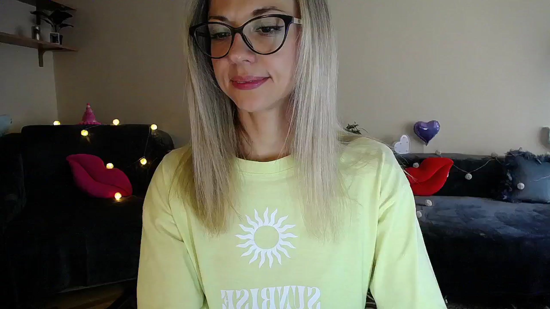 Gallery image thumbnail from Sunshine_alis's myfreecams stream on, 06/24/2025, 16:11 image 4 of 20