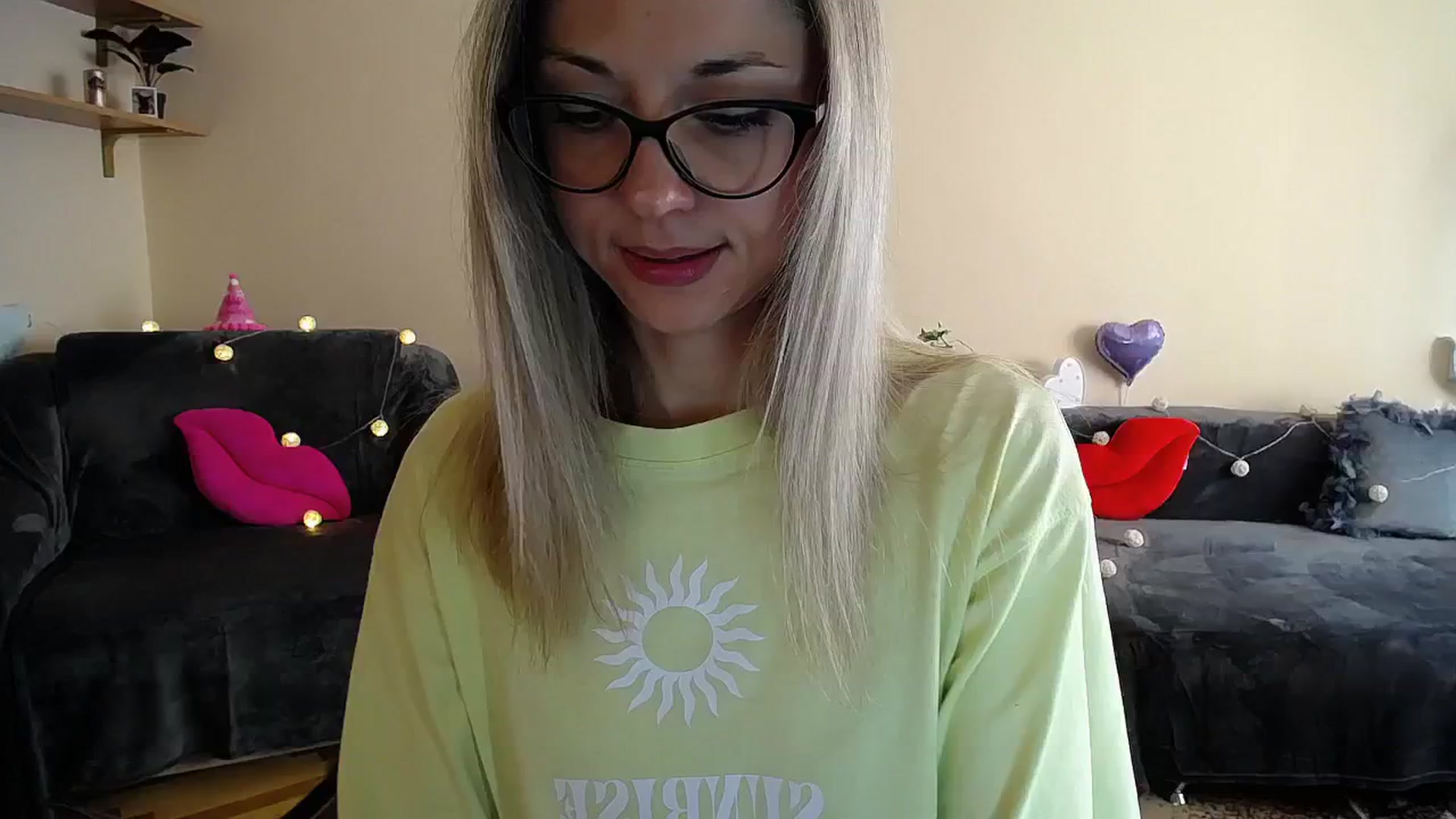 Gallery image thumbnail from Sunshine_alis's myfreecams stream on, 06/24/2025, 16:11 image 5 of 20