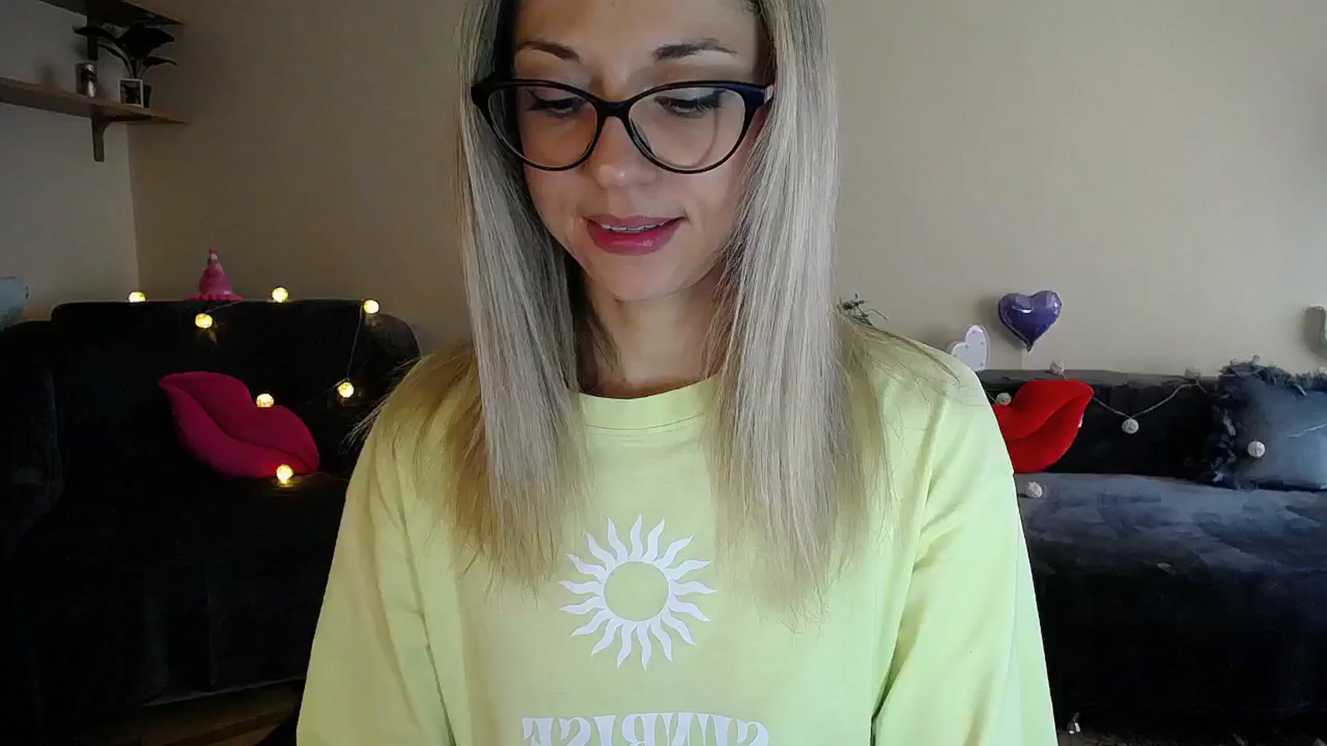 Gallery image thumbnail from Sunshine_alis's myfreecams stream on, 06/24/2025, 16:11 image 8 of 20