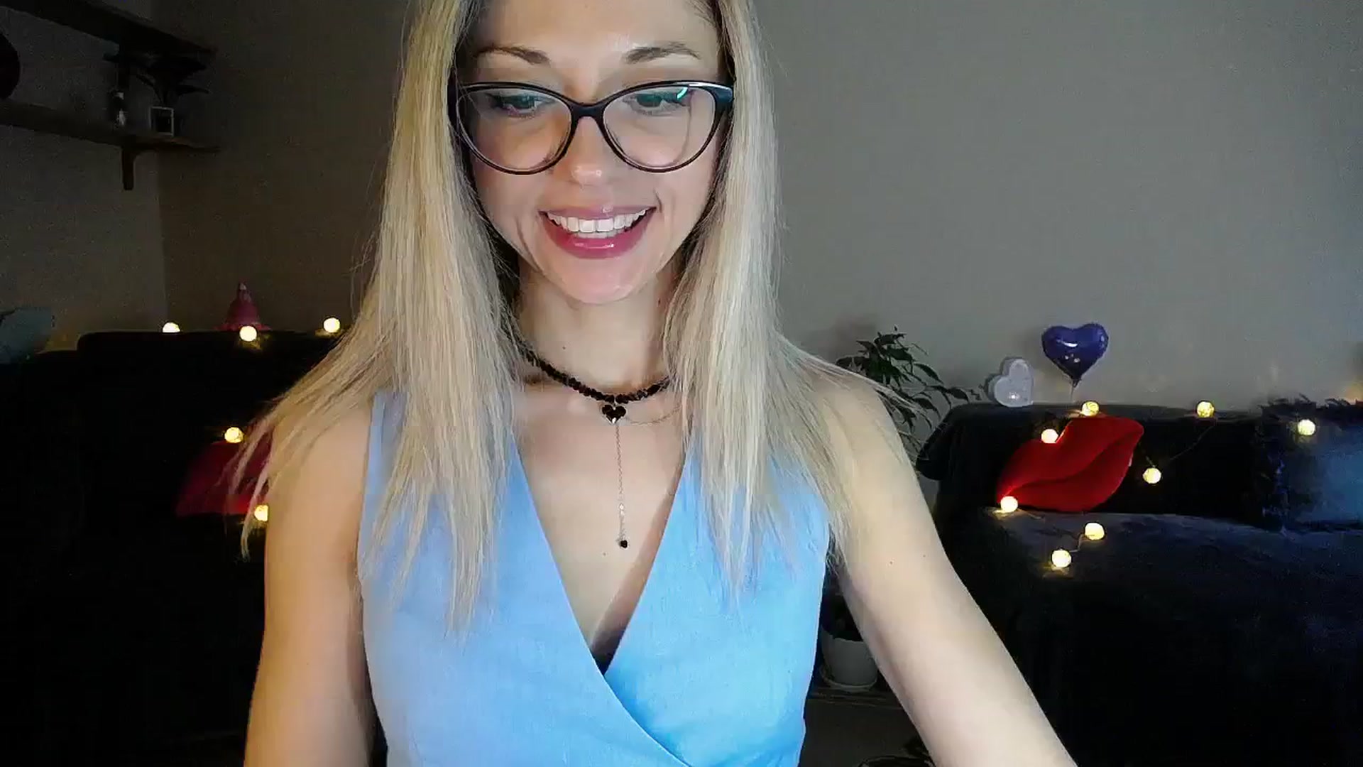 Gallery image thumbnail from Sunshine_alis's myfreecams stream on, 06/30/2025, 18:31 image 3 of 20
