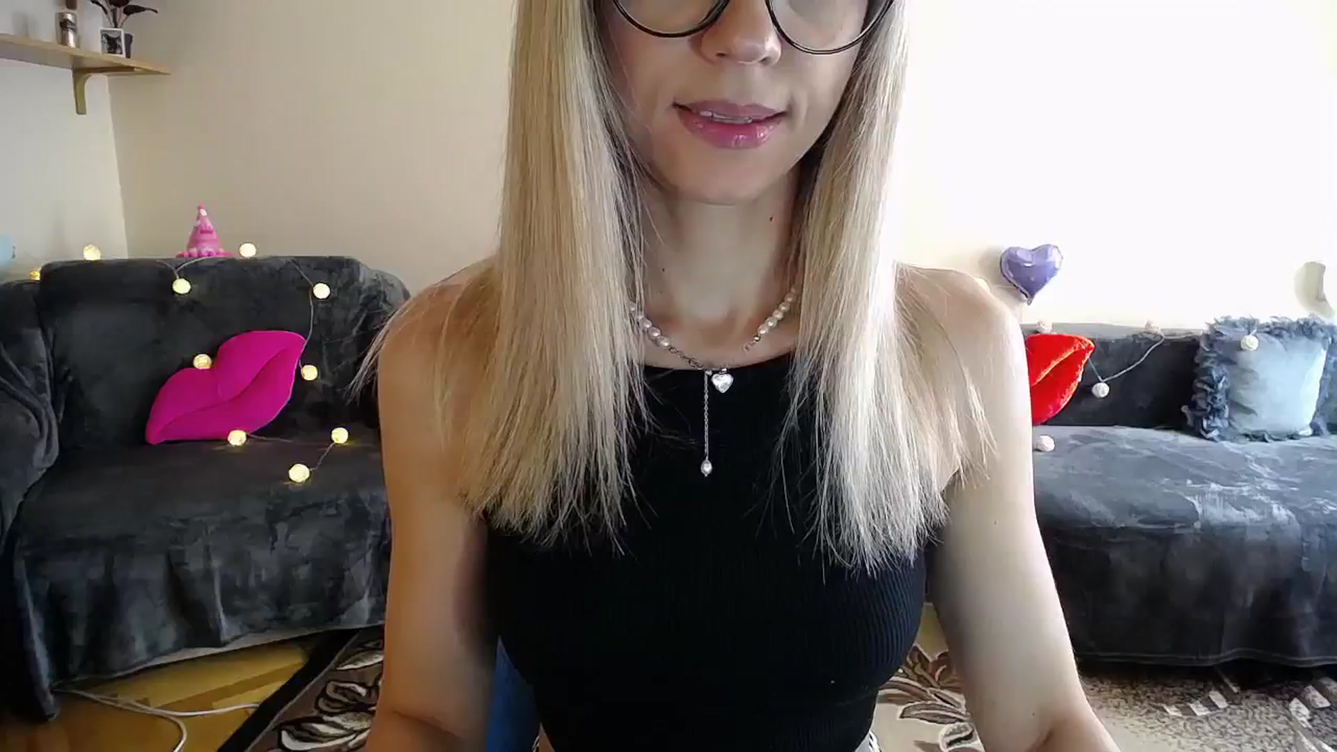 Gallery image thumbnail from Sunshine_alis's myfreecams stream on, 07/01/2025, 14:46 image 14 of 20