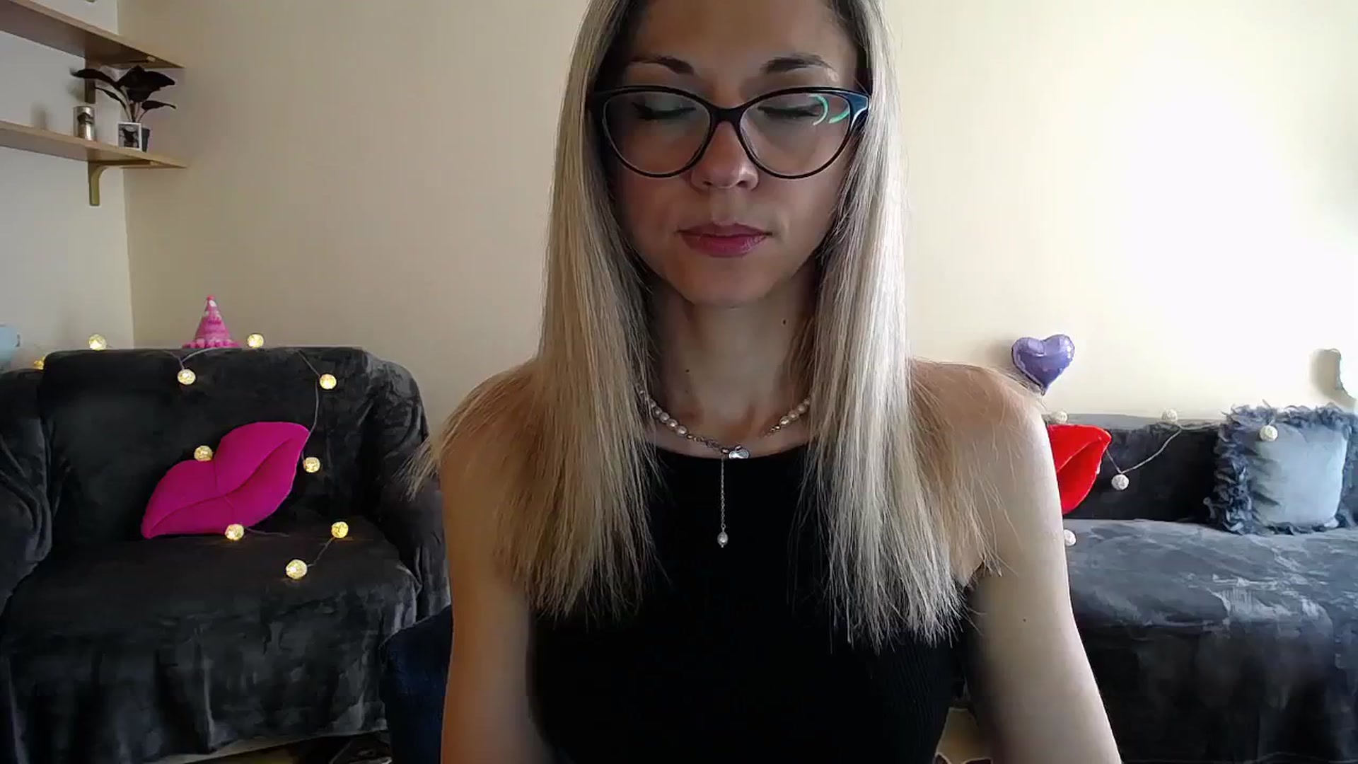 Gallery image thumbnail from Sunshine_alis's myfreecams stream on, 07/01/2025, 14:46 image 19 of 20