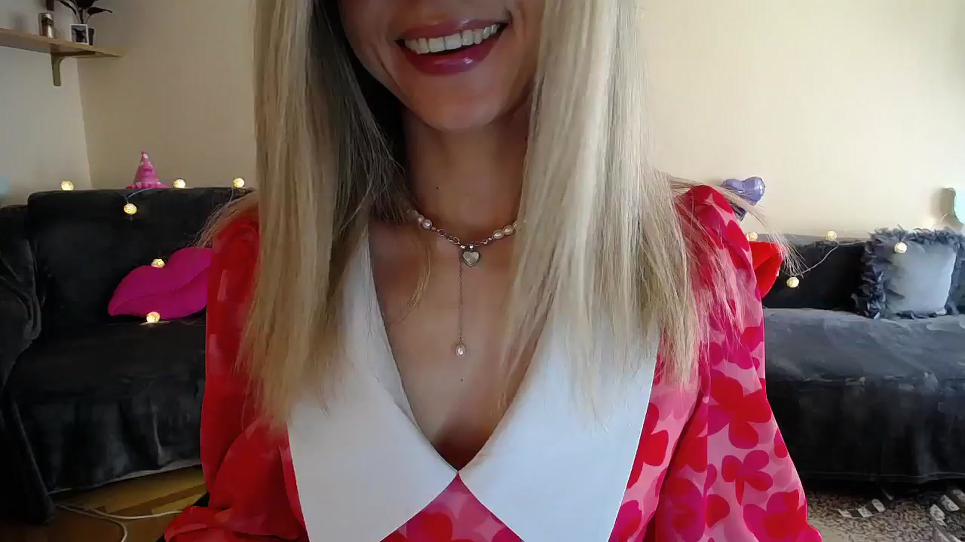 Gallery image thumbnail from Sunshine_alis's myfreecams stream on, 07/02/2025, 14:31 image 17 of 20