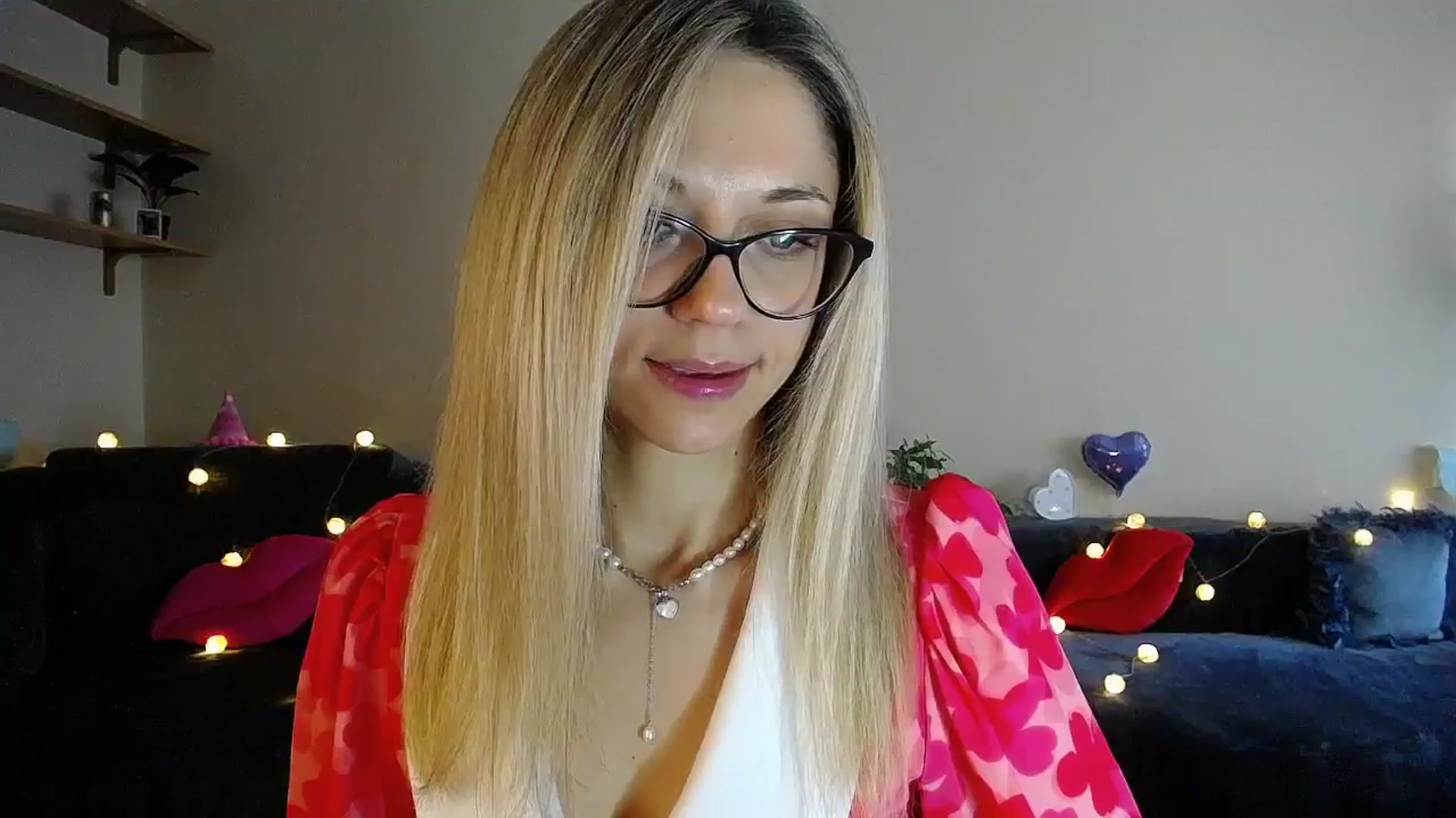 Gallery image thumbnail from Sunshine_alis's myfreecams stream on, 07/02/2025, 16:40 image 9 of 20