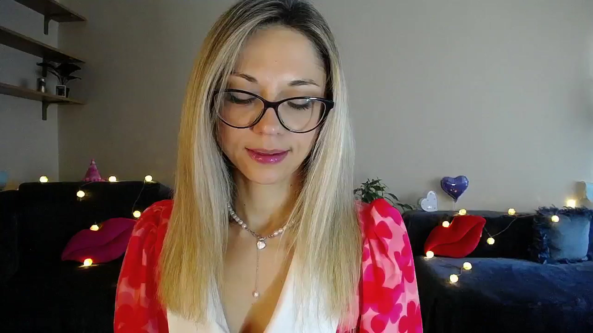 Gallery image thumbnail from Sunshine_alis's myfreecams stream on, 07/02/2025, 16:40 image 4 of 20