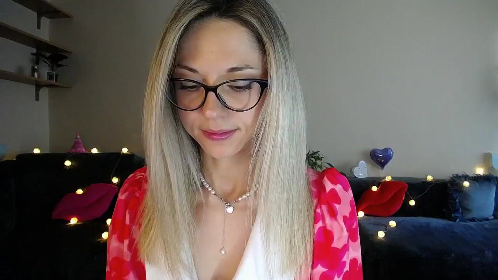 Gallery image thumbnail from Sunshine_alis's myfreecams stream on, 07/02/2025, 16:40 image 7 of 20
