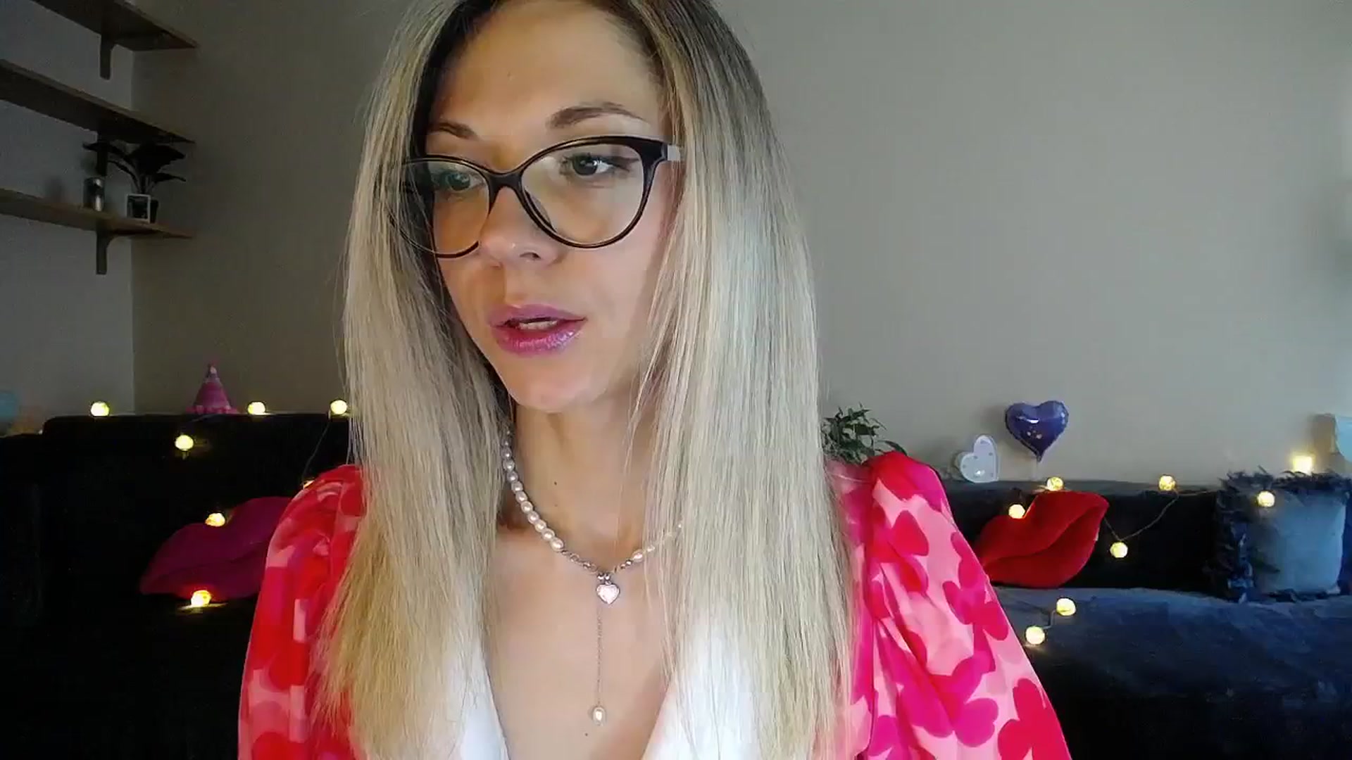 Gallery image thumbnail from Sunshine_alis's myfreecams stream on, 07/02/2025, 16:40 image 2 of 20