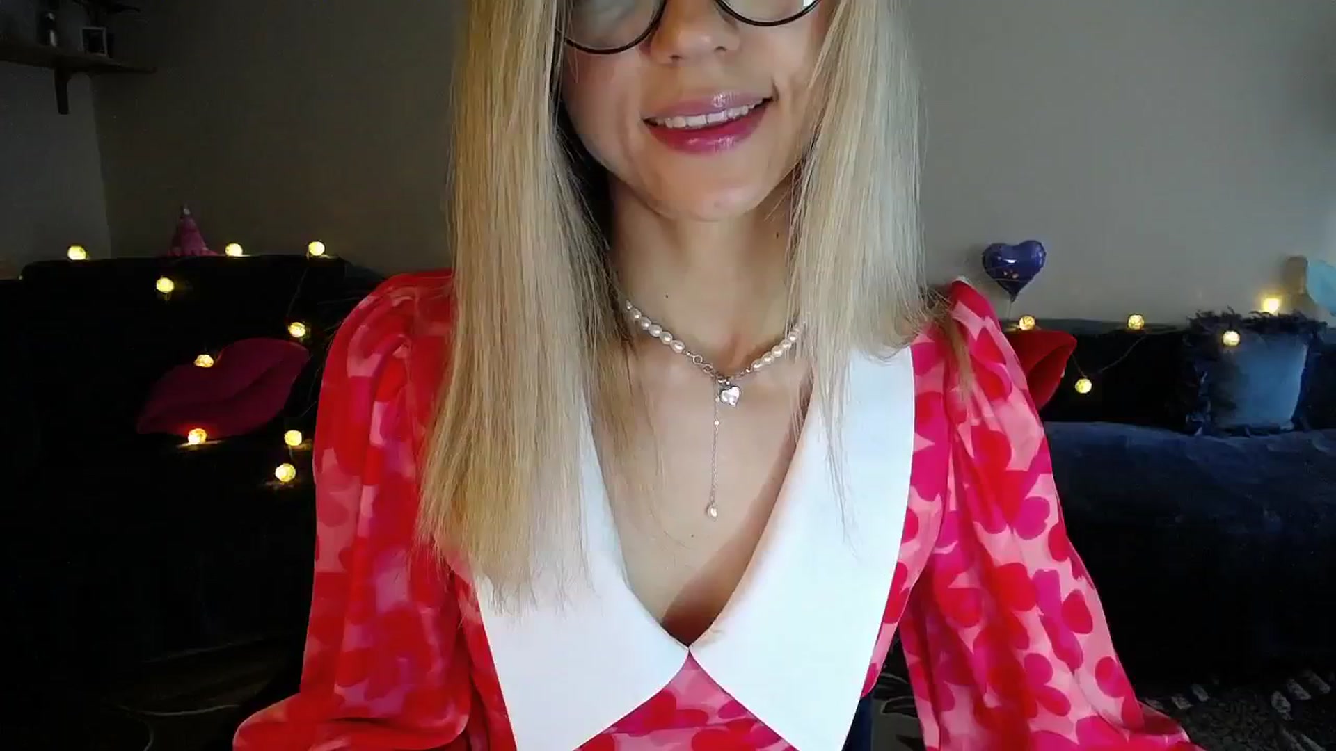 Gallery image thumbnail from Sunshine_alis's myfreecams stream on, 07/02/2025, 16:40 image 17 of 20