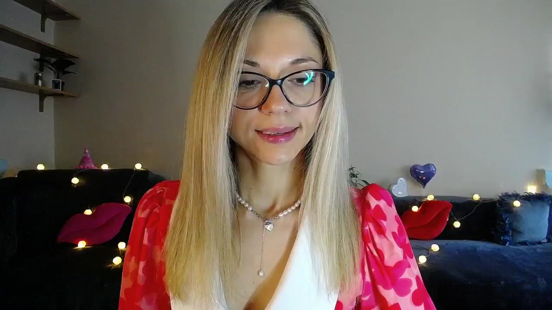 Gallery image thumbnail from Sunshine_alis's myfreecams stream on, 07/02/2025, 16:40 image 10 of 20