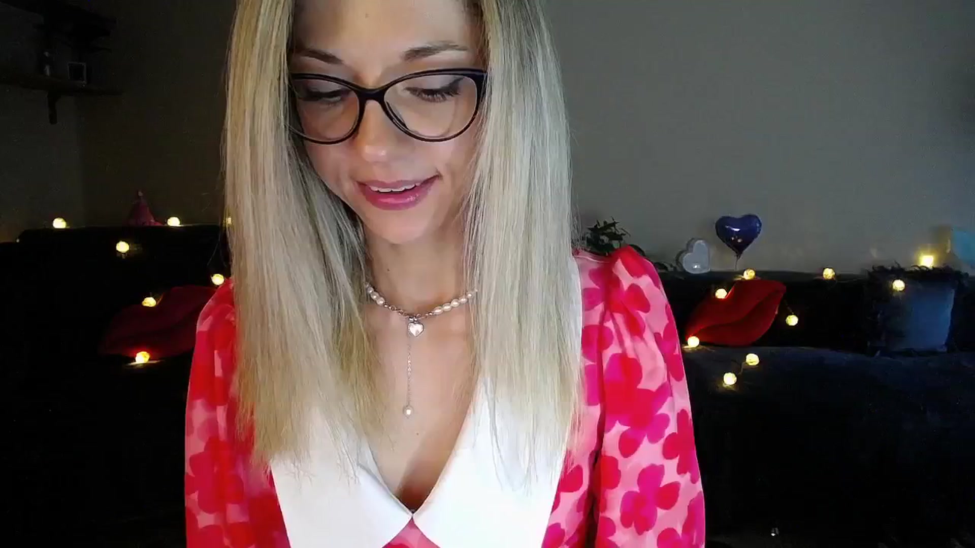 Gallery image thumbnail from Sunshine_alis's myfreecams stream on, 07/02/2025, 18:20 image 4 of 20