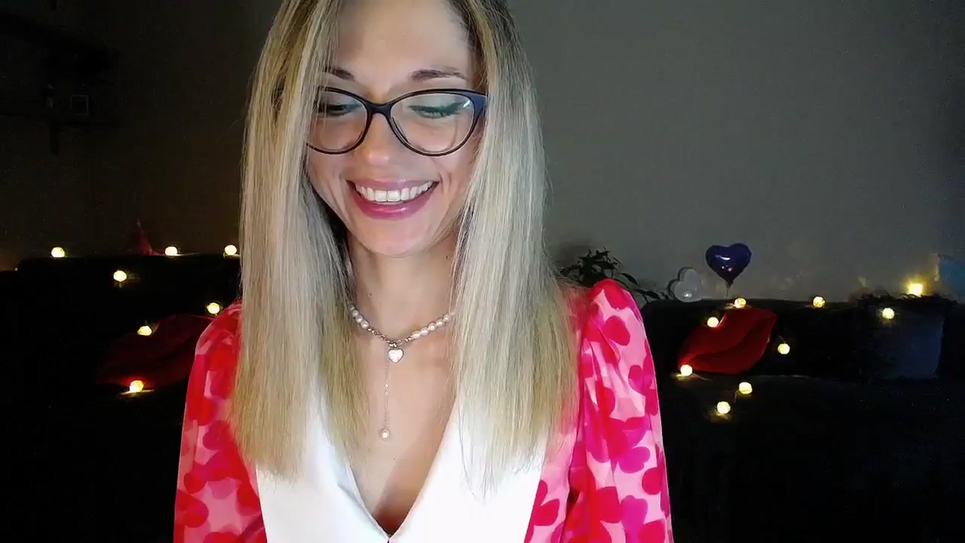 Gallery image thumbnail from Sunshine_alis's myfreecams stream on, 07/02/2025, 18:20 image 19 of 20