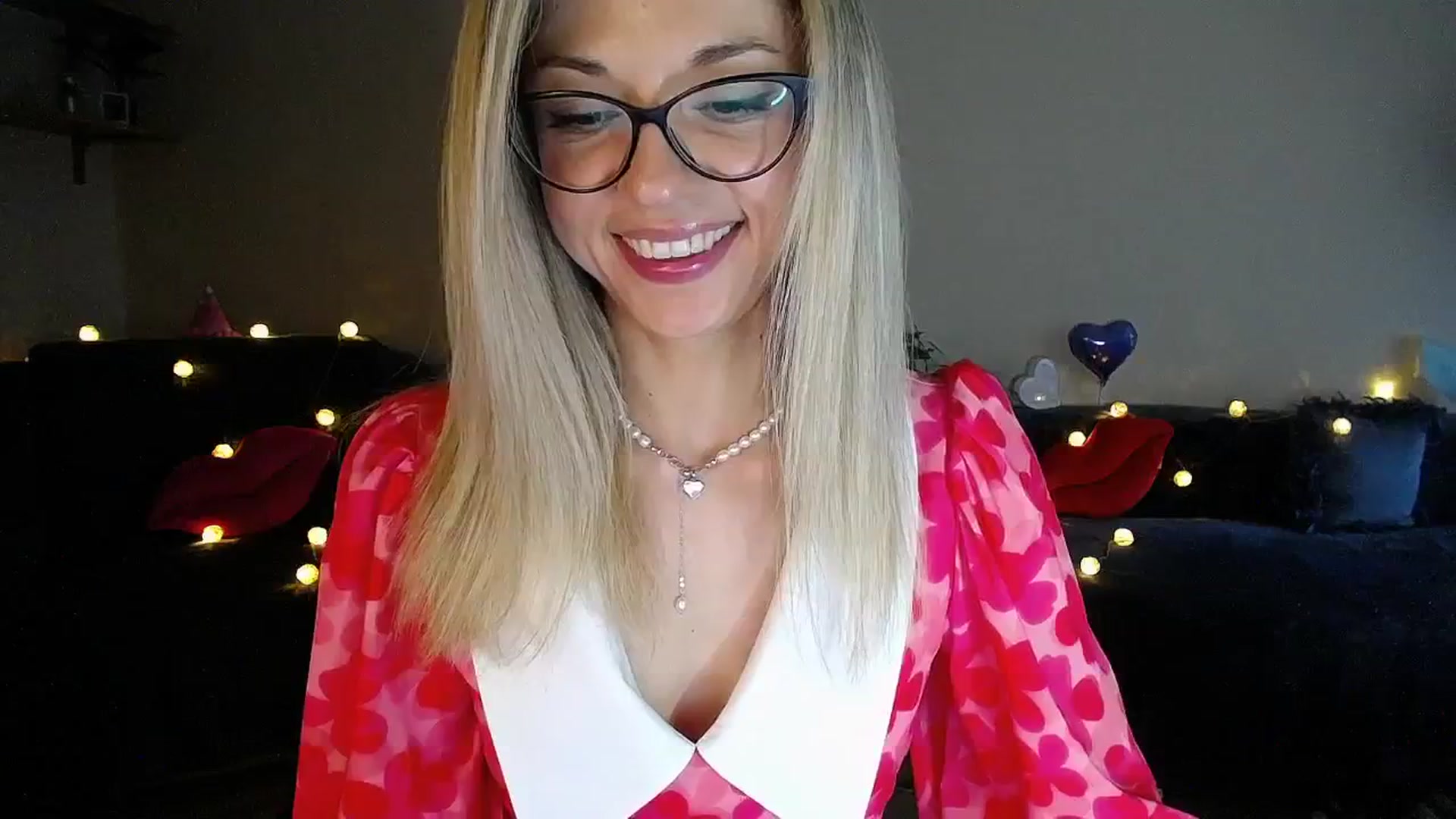 Gallery image thumbnail from Sunshine_alis's myfreecams stream on, 07/02/2025, 18:20 image 3 of 20