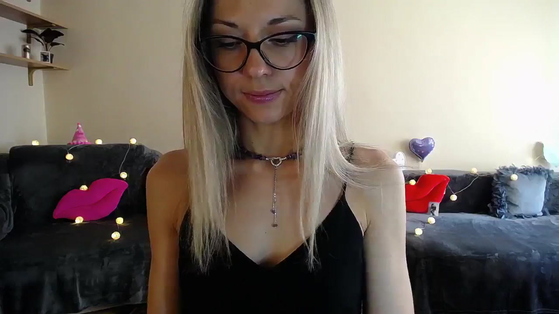 Gallery image thumbnail from Sunshine_alis's myfreecams stream on, 07/04/2025, 14:03 image 20 of 20