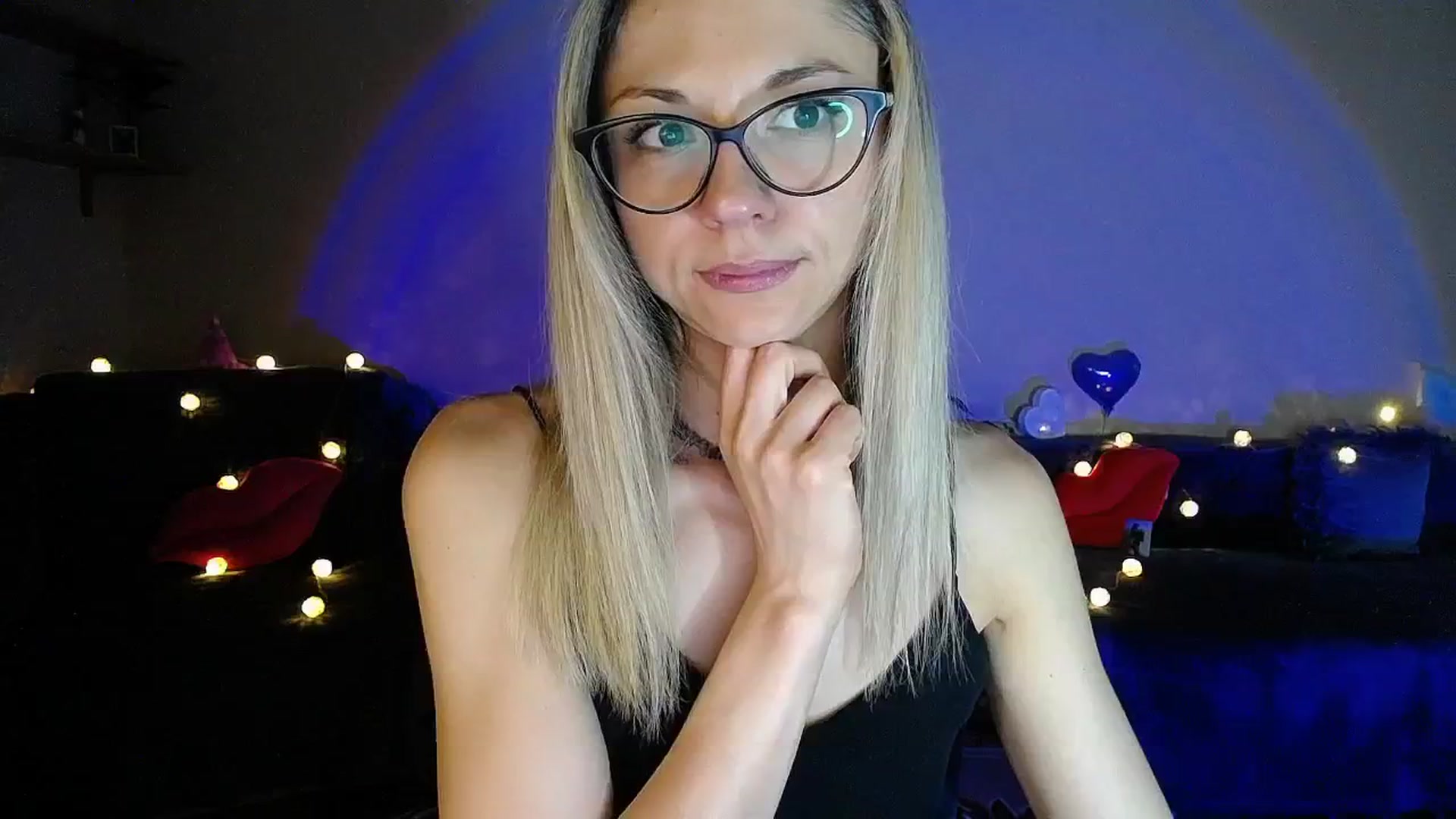 Gallery image thumbnail from Sunshine_alis's myfreecams stream on, 07/04/2025, 19:04 image 6 of 20