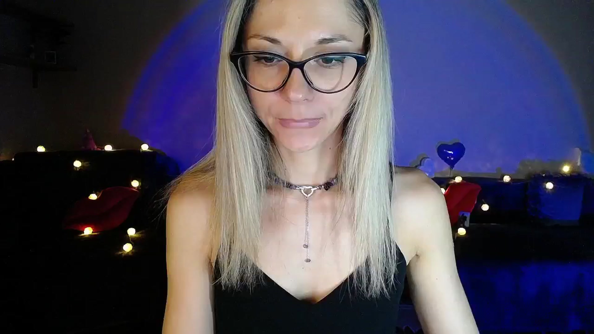 Gallery image thumbnail from Sunshine_alis's myfreecams stream on, 07/04/2025, 19:04 image 11 of 20
