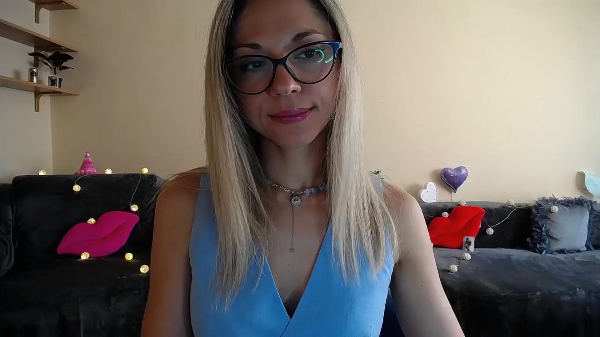 Gallery image thumbnail from Sunshine_alis's myfreecams stream on, 07/08/2025, 15:58 image 3 of 20