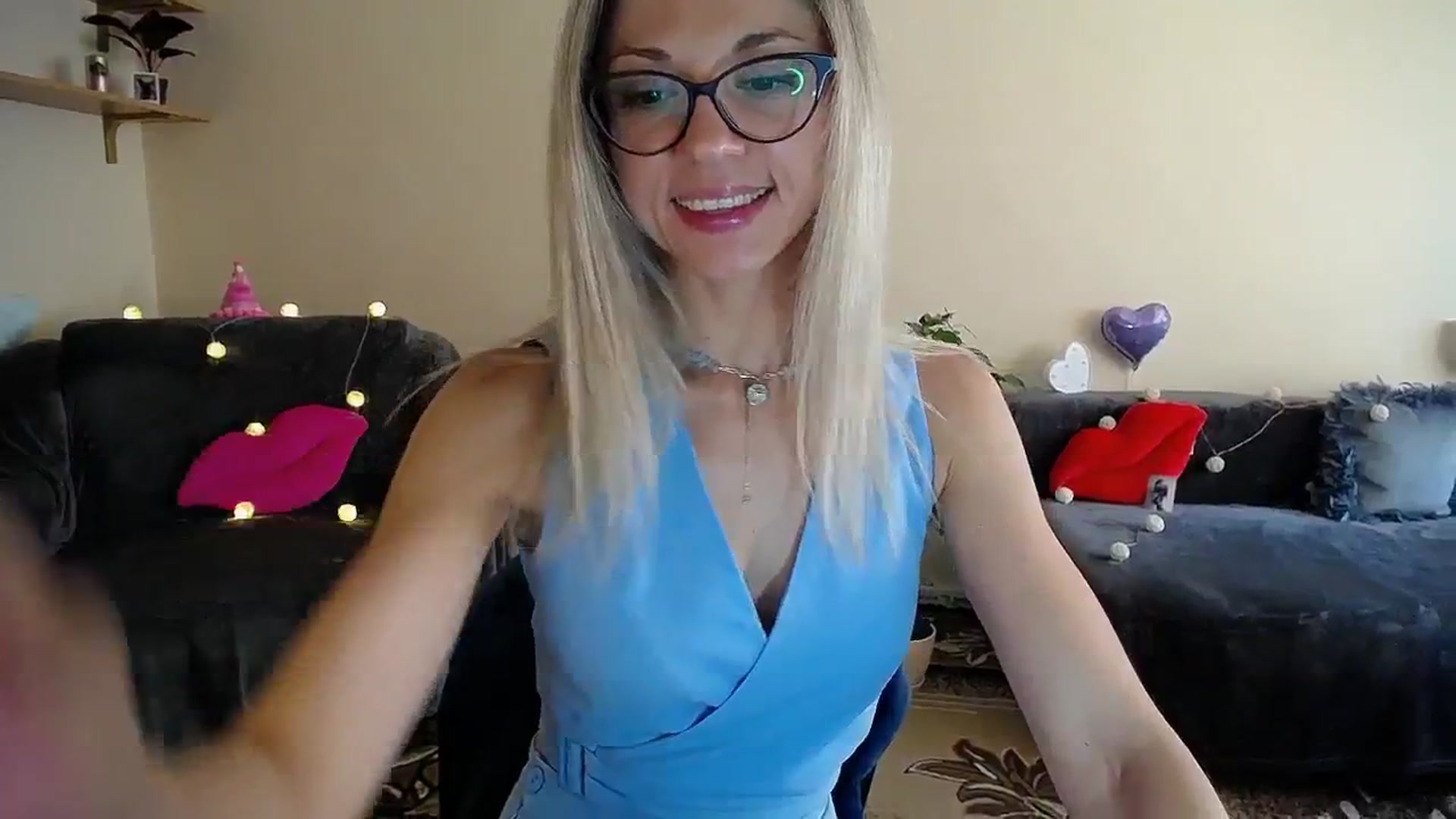 Gallery image thumbnail from Sunshine_alis's myfreecams stream on, 07/08/2025, 15:58 image 18 of 20