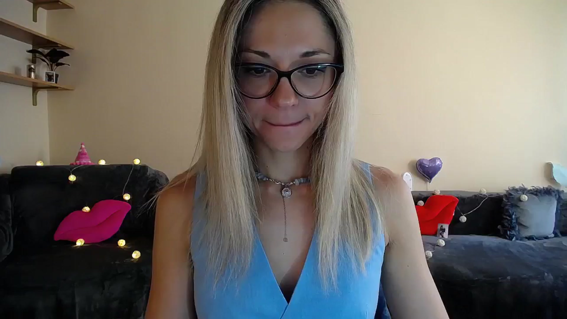 Gallery image thumbnail from Sunshine_alis's myfreecams stream on, 07/08/2025, 15:58 image 7 of 20