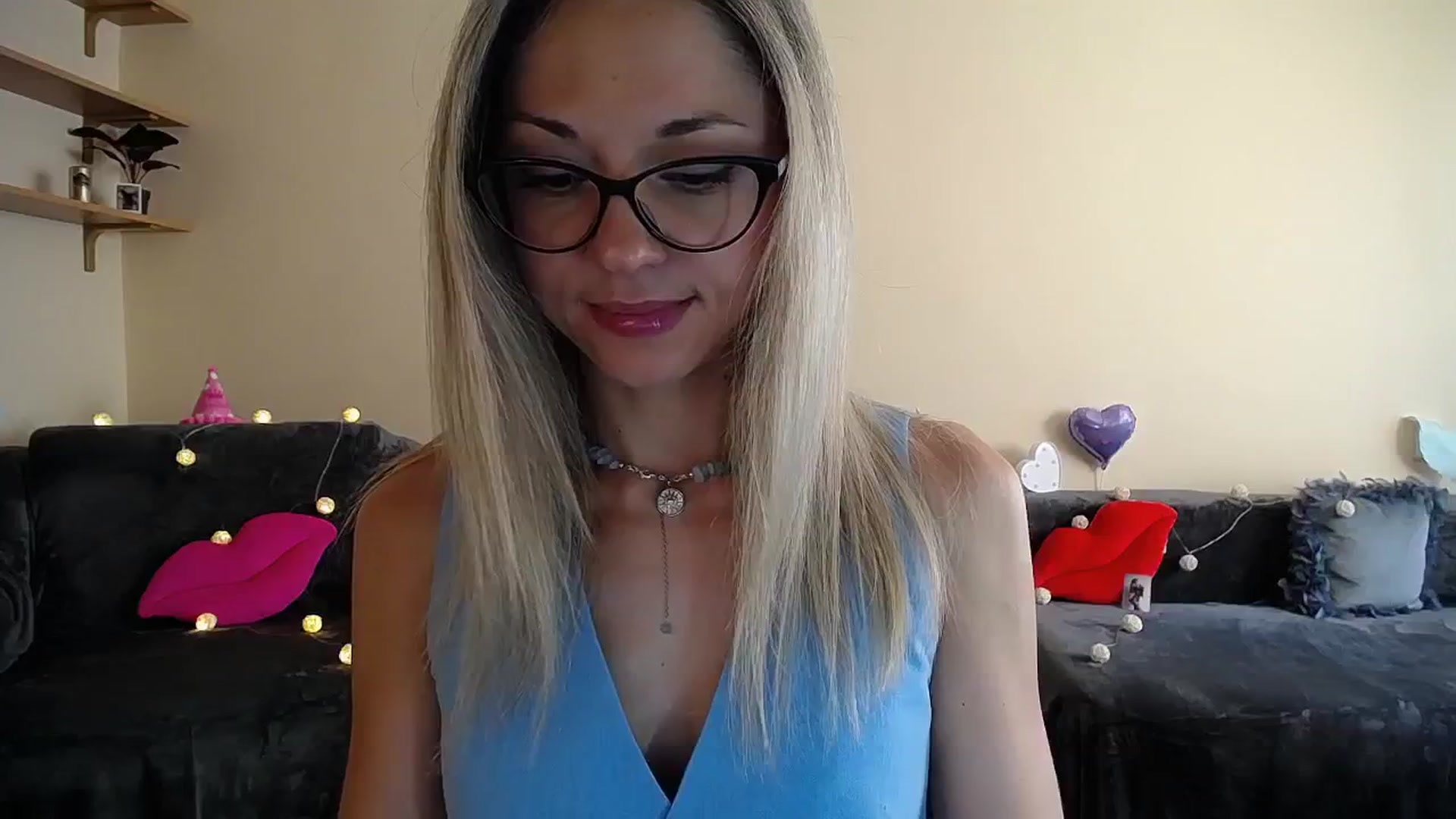 Gallery image thumbnail from Sunshine_alis's myfreecams stream on, 07/08/2025, 15:58 image 4 of 20