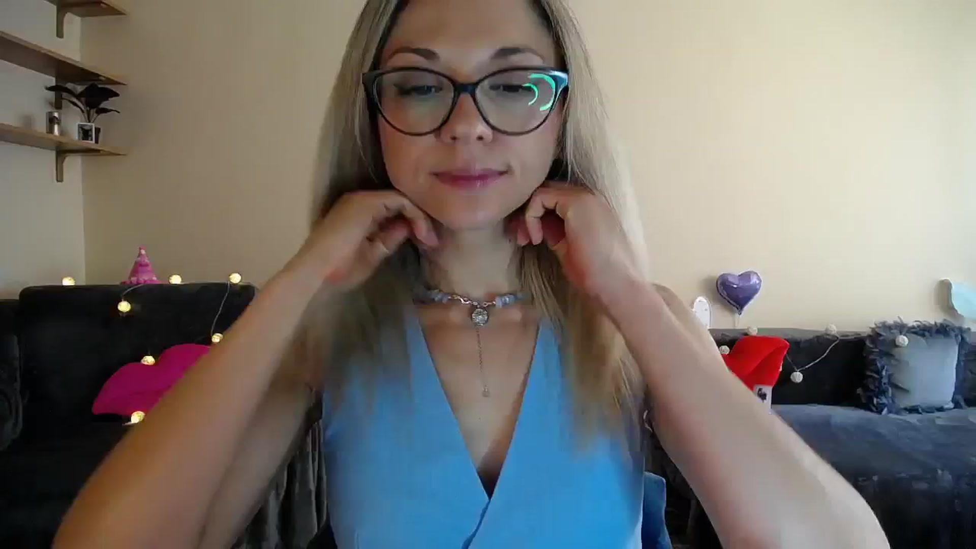 Gallery image thumbnail from Sunshine_alis's myfreecams stream on, 07/08/2025, 15:58 image 10 of 20