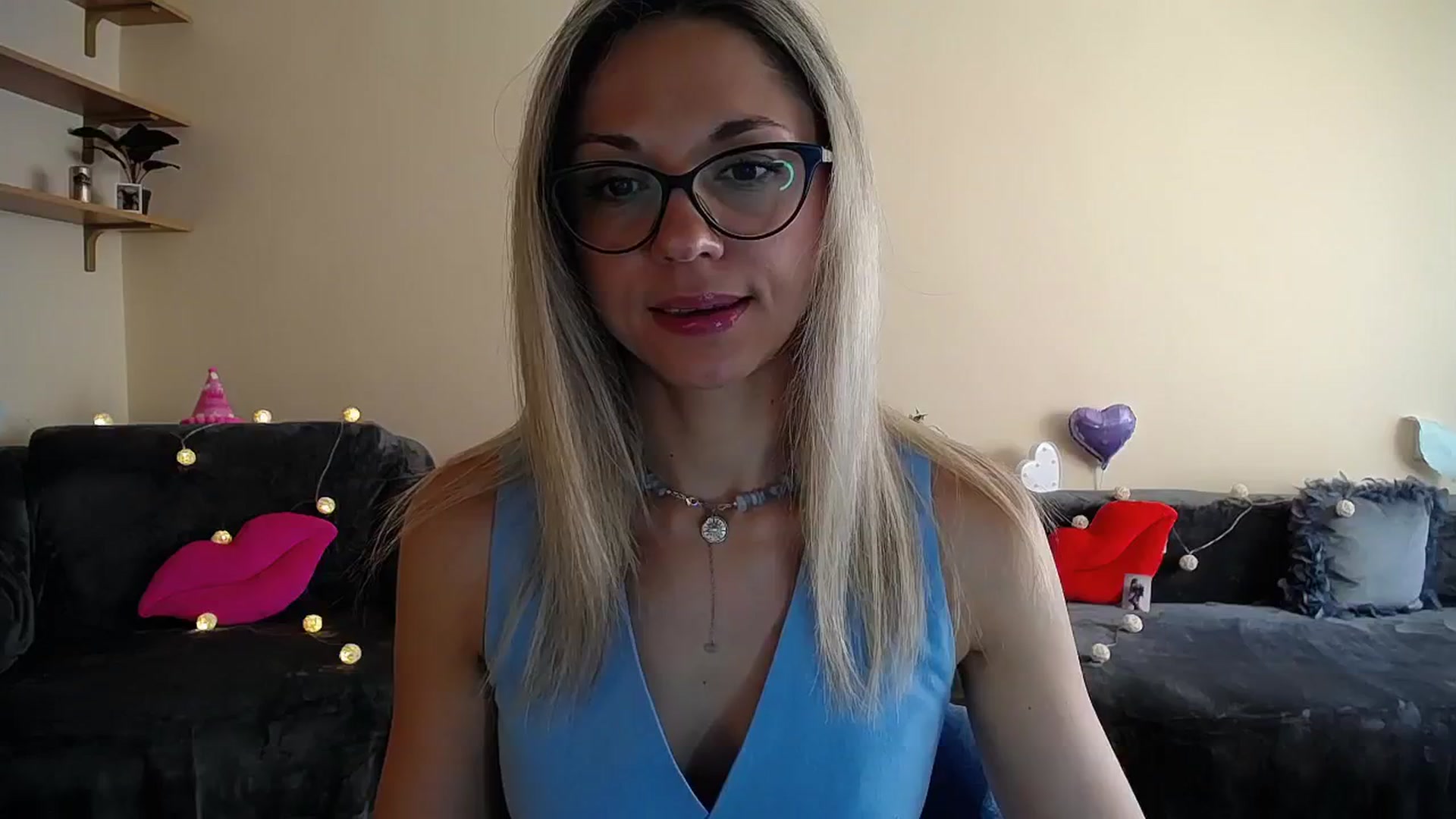 Gallery image thumbnail from Sunshine_alis's myfreecams stream on, 07/08/2025, 15:58 image 1 of 20