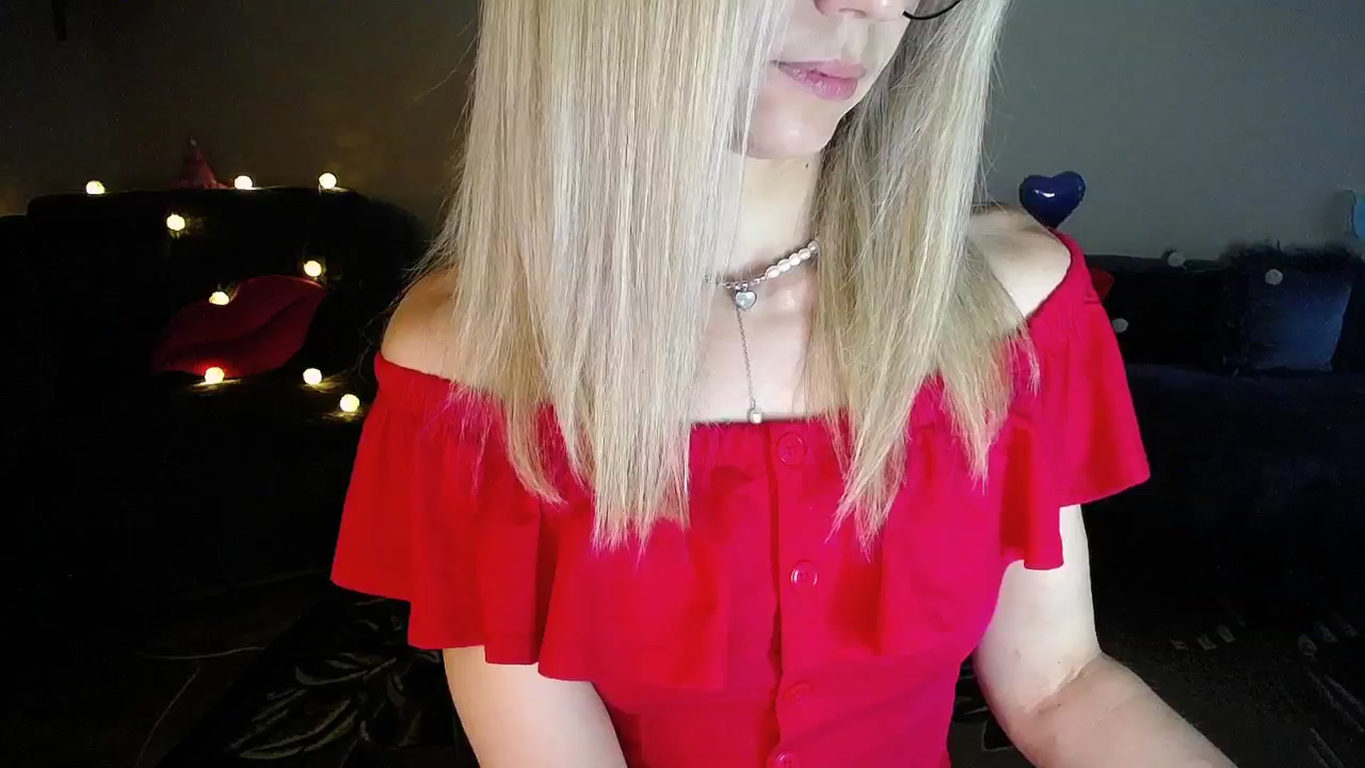 Gallery image thumbnail from Sunshine_alis's myfreecams stream on, 07/09/2025, 17:01 image 14 of 20