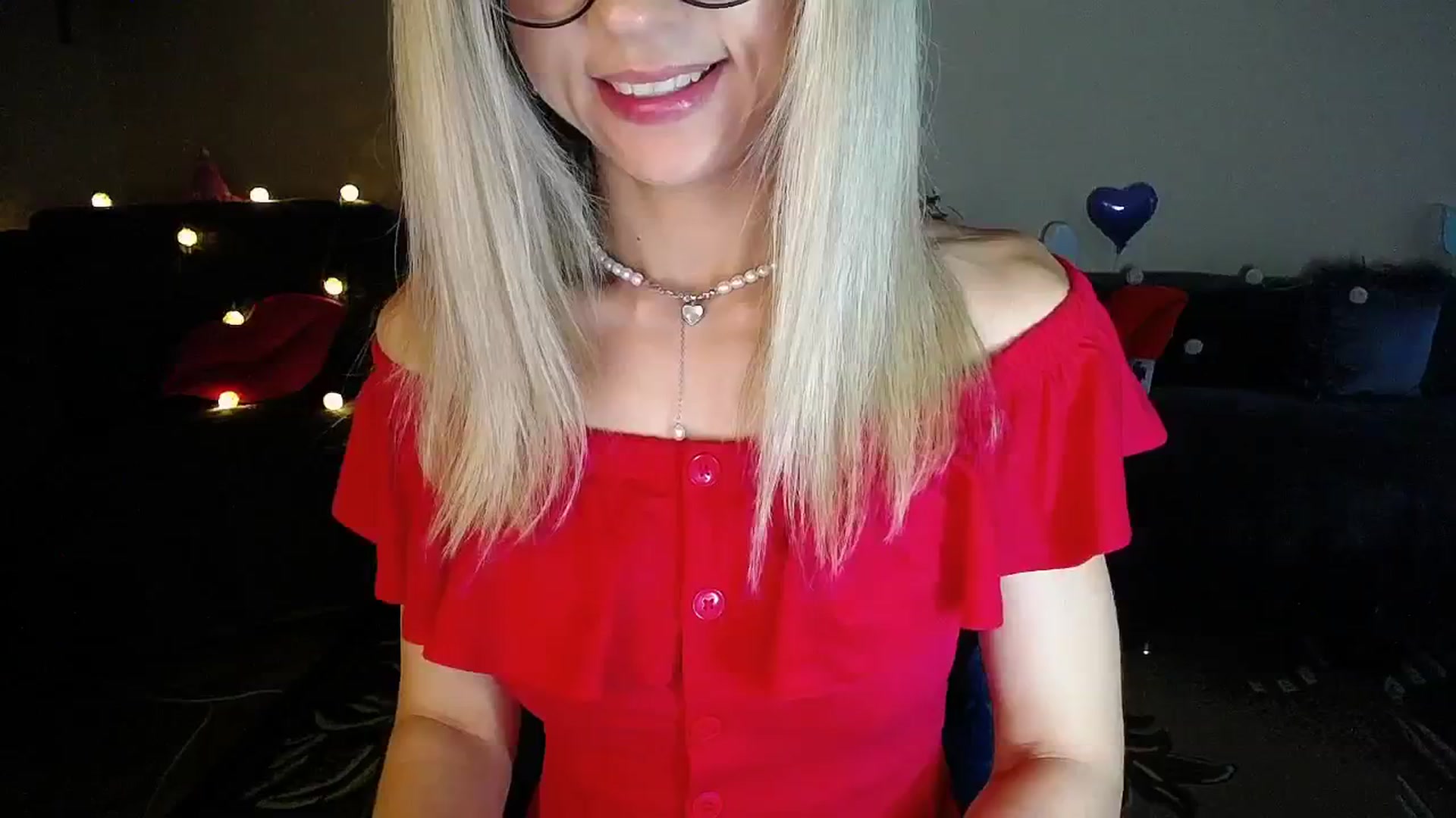 Gallery image thumbnail from Sunshine_alis's myfreecams stream on, 07/09/2025, 17:01 image 15 of 20