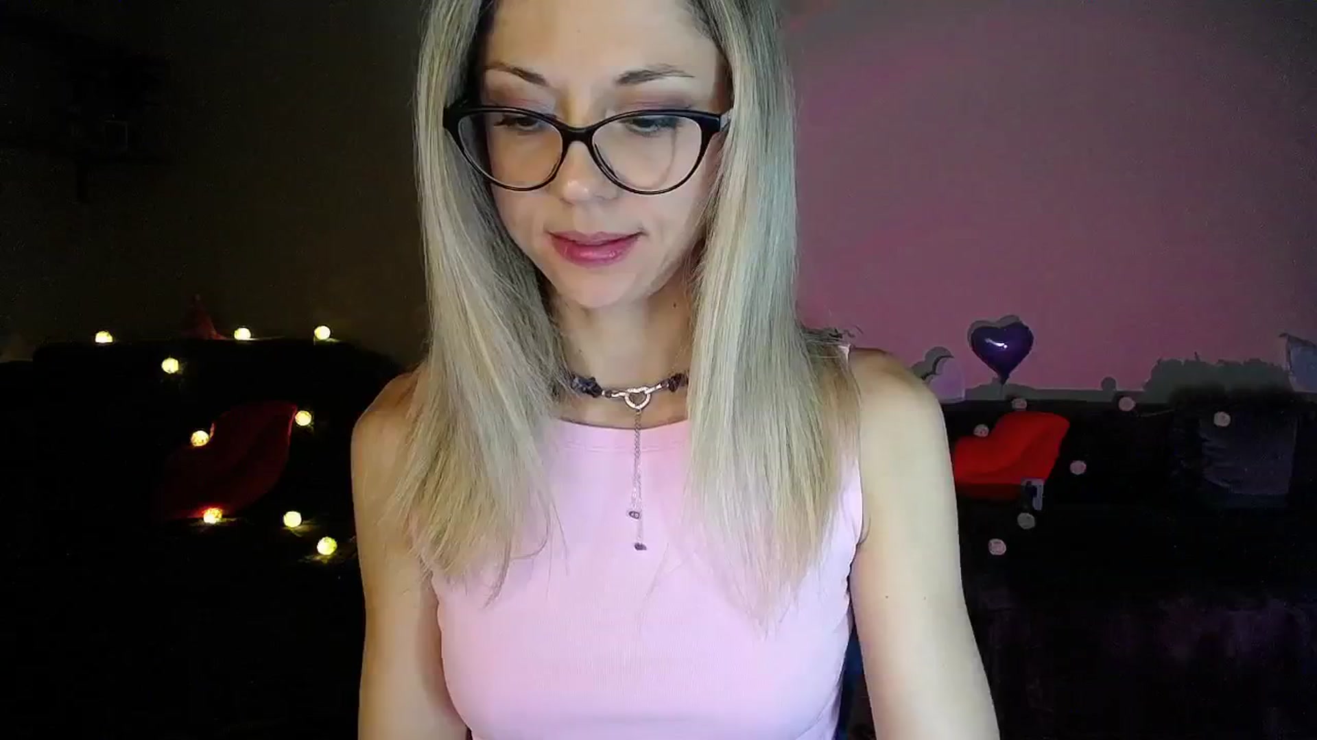Gallery image thumbnail from Sunshine_alis's myfreecams stream on, 07/10/2025, 20:23 image 5 of 20