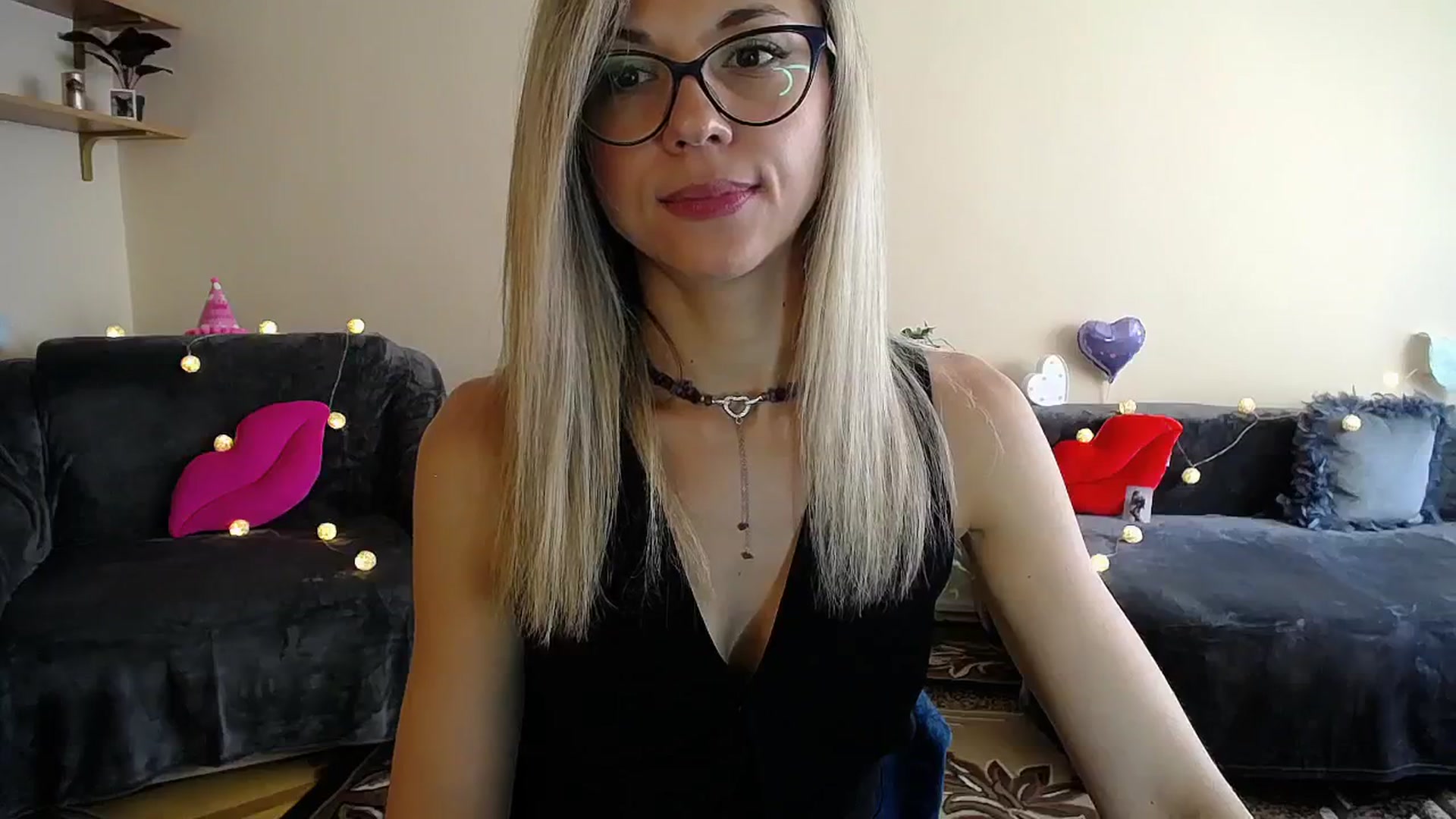 Gallery image thumbnail from Sunshine_alis's myfreecams stream on, 07/11/2025, 16:00 image 6 of 20