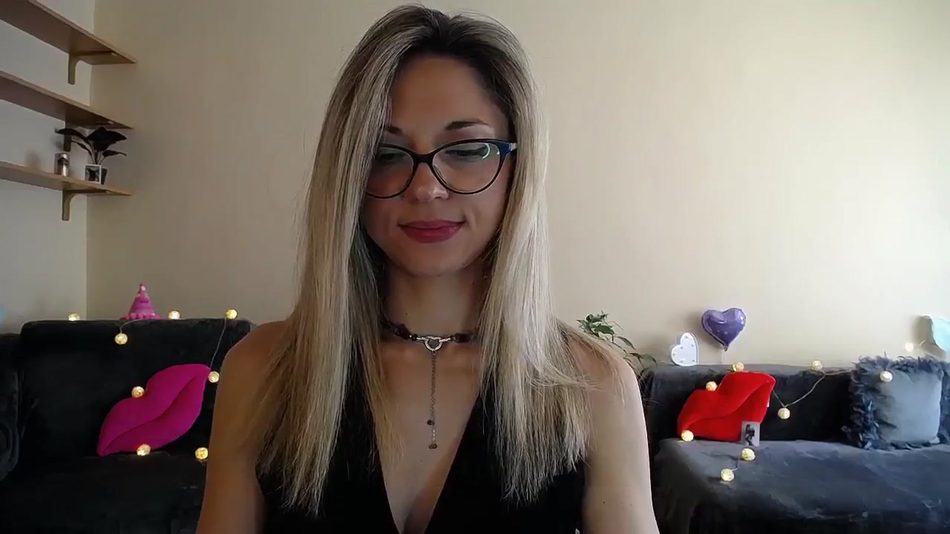 Gallery image thumbnail from Sunshine_alis's myfreecams stream on, 07/11/2025, 16:00 image 4 of 20