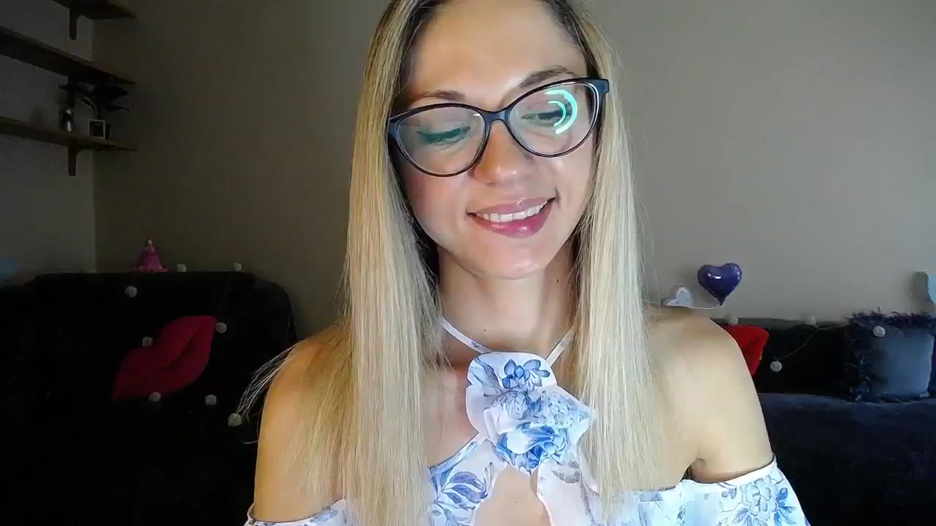Gallery image thumbnail from Sunshine_alis's myfreecams stream on, 07/15/2025, 16:34 image 15 of 20
