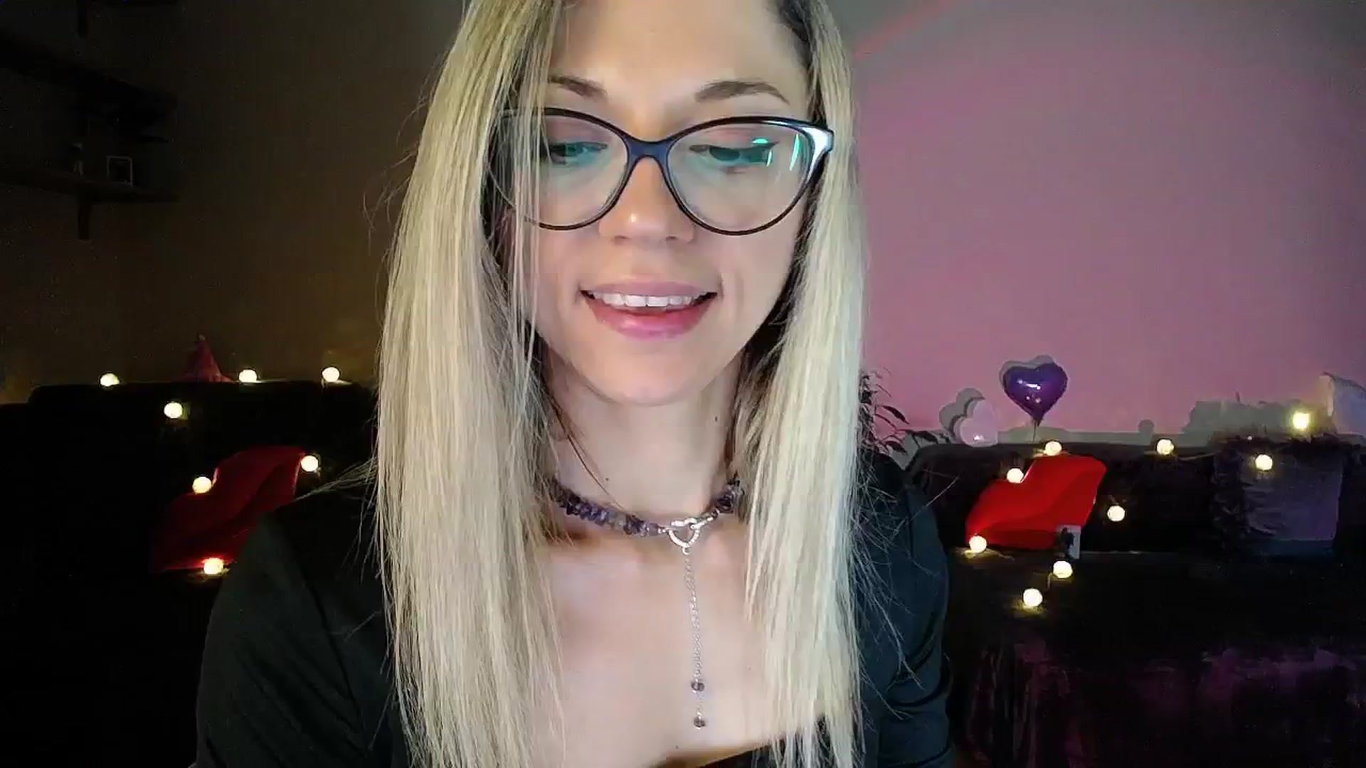Gallery image thumbnail from Sunshine_alis's myfreecams stream on, 07/16/2025, 18:09 image 20 of 20
