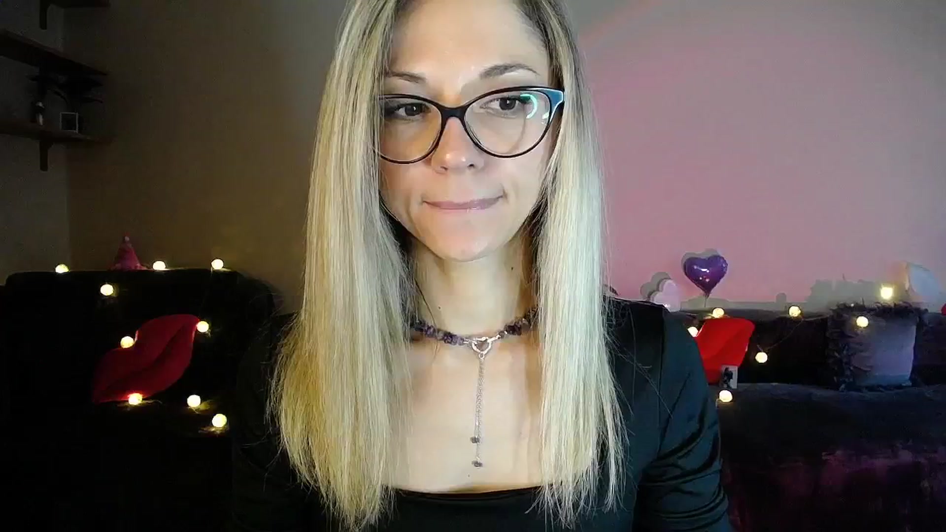 Gallery image thumbnail from Sunshine_alis's myfreecams stream on, 07/16/2025, 18:09 image 10 of 20