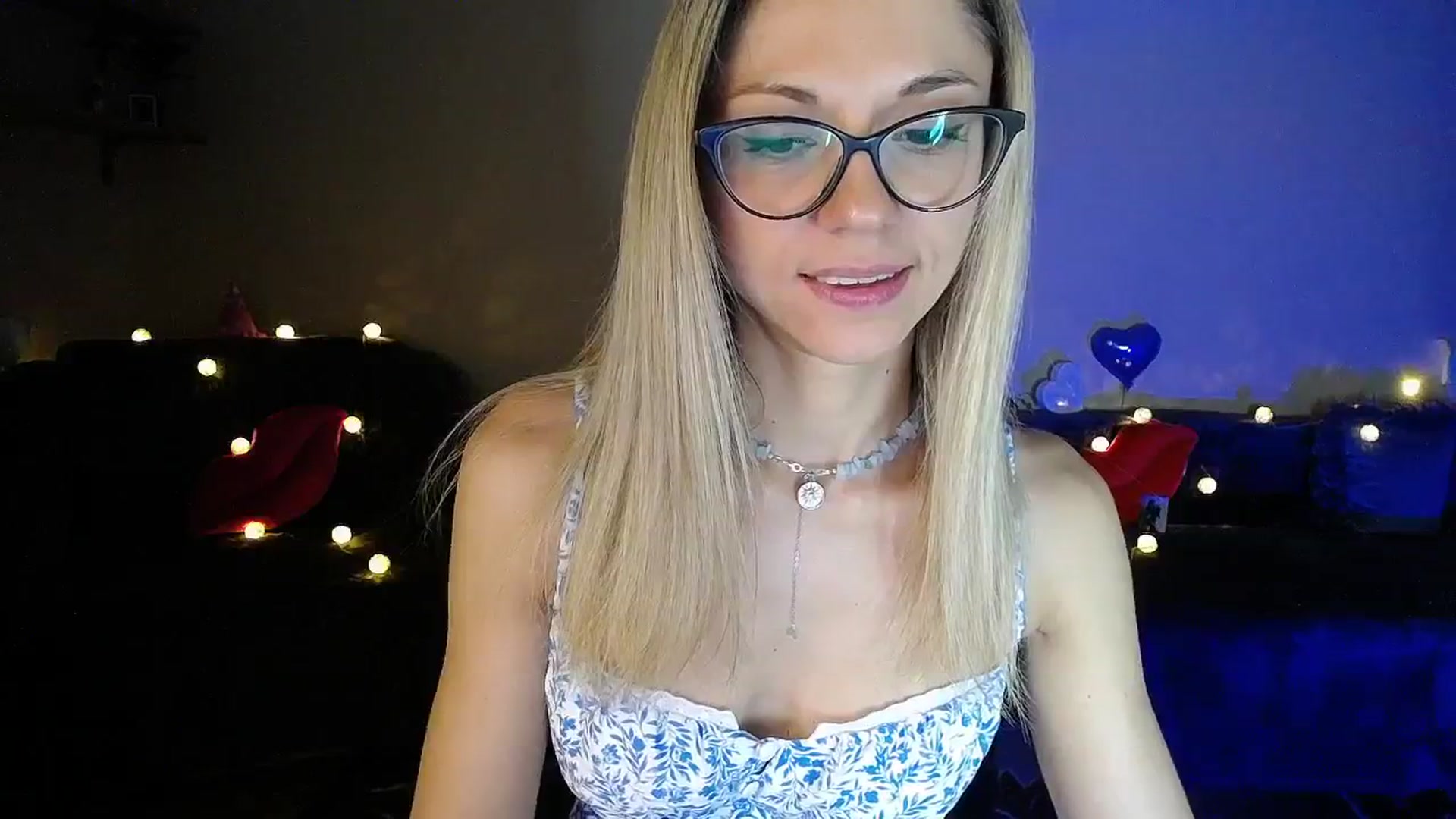 Gallery image thumbnail from Sunshine_alis's myfreecams stream on, 07/17/2025, 18:46 image 16 of 20