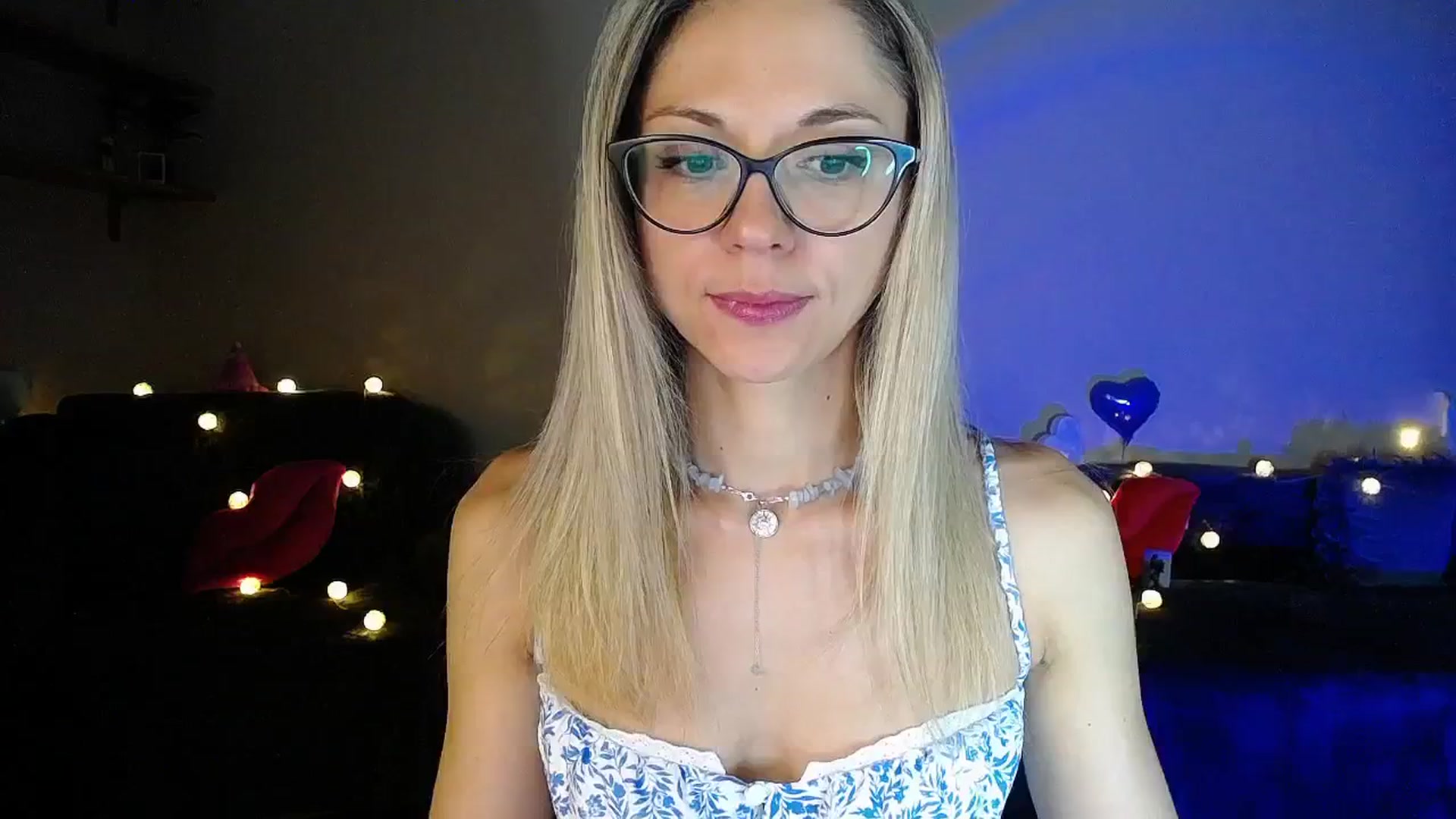 Gallery image thumbnail from Sunshine_alis's myfreecams stream on, 07/17/2025, 18:46 image 2 of 20