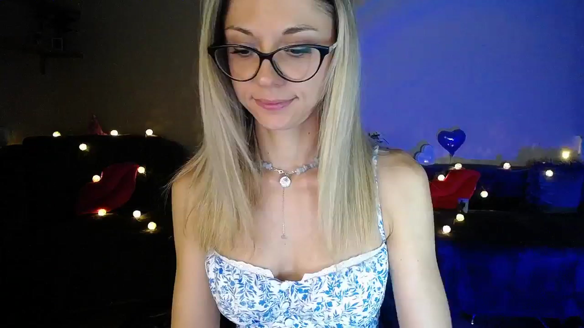 Gallery image thumbnail from Sunshine_alis's myfreecams stream on, 07/17/2025, 18:46 image 11 of 20