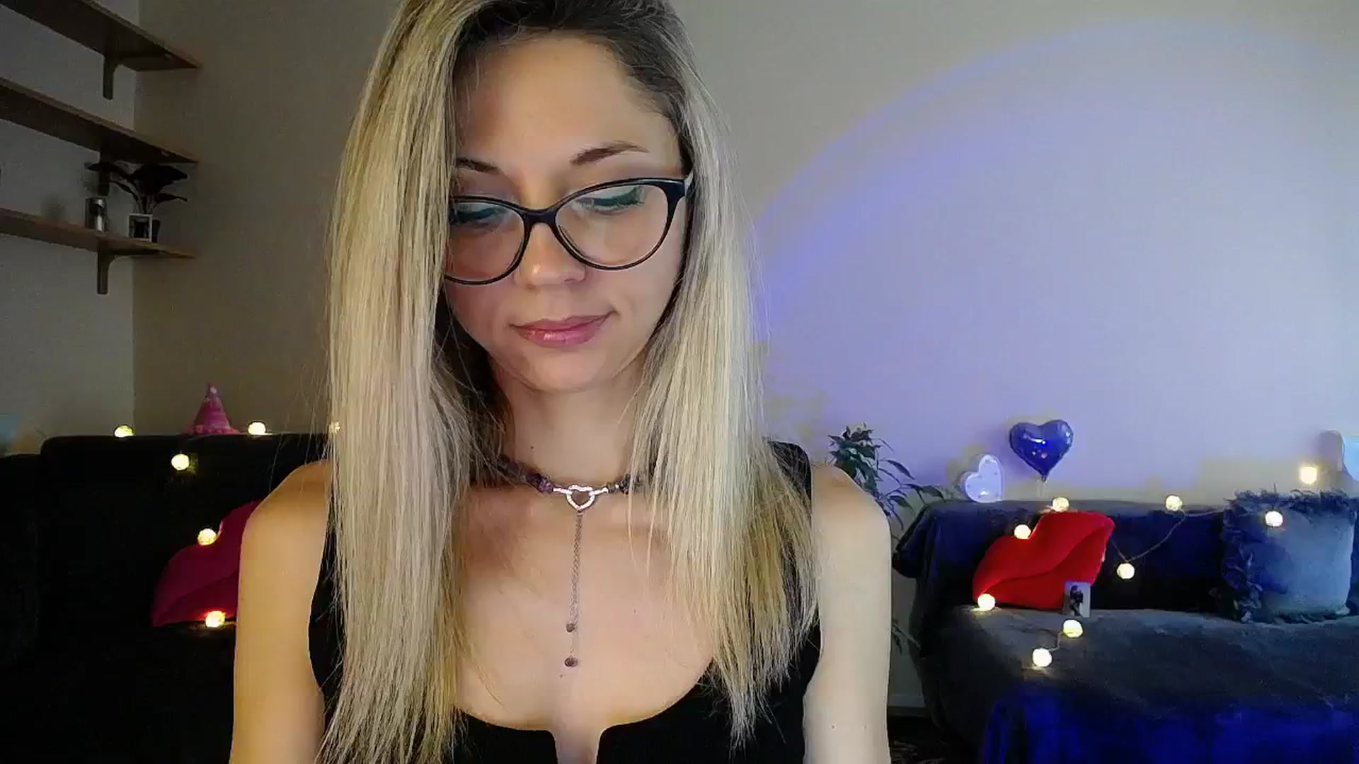 Gallery image thumbnail from Sunshine_alis's myfreecams stream on, 07/18/2025, 16:01 image 16 of 20