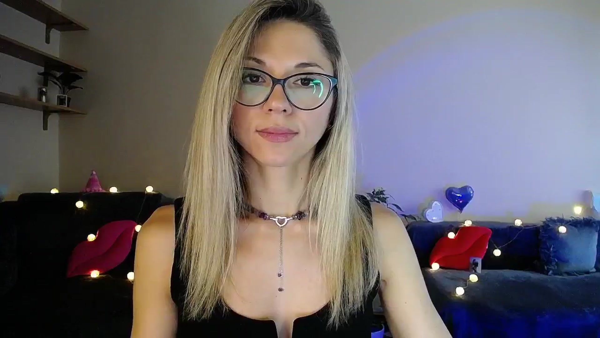 Gallery image thumbnail from Sunshine_alis's myfreecams stream on, 07/18/2025, 16:01 image 17 of 20