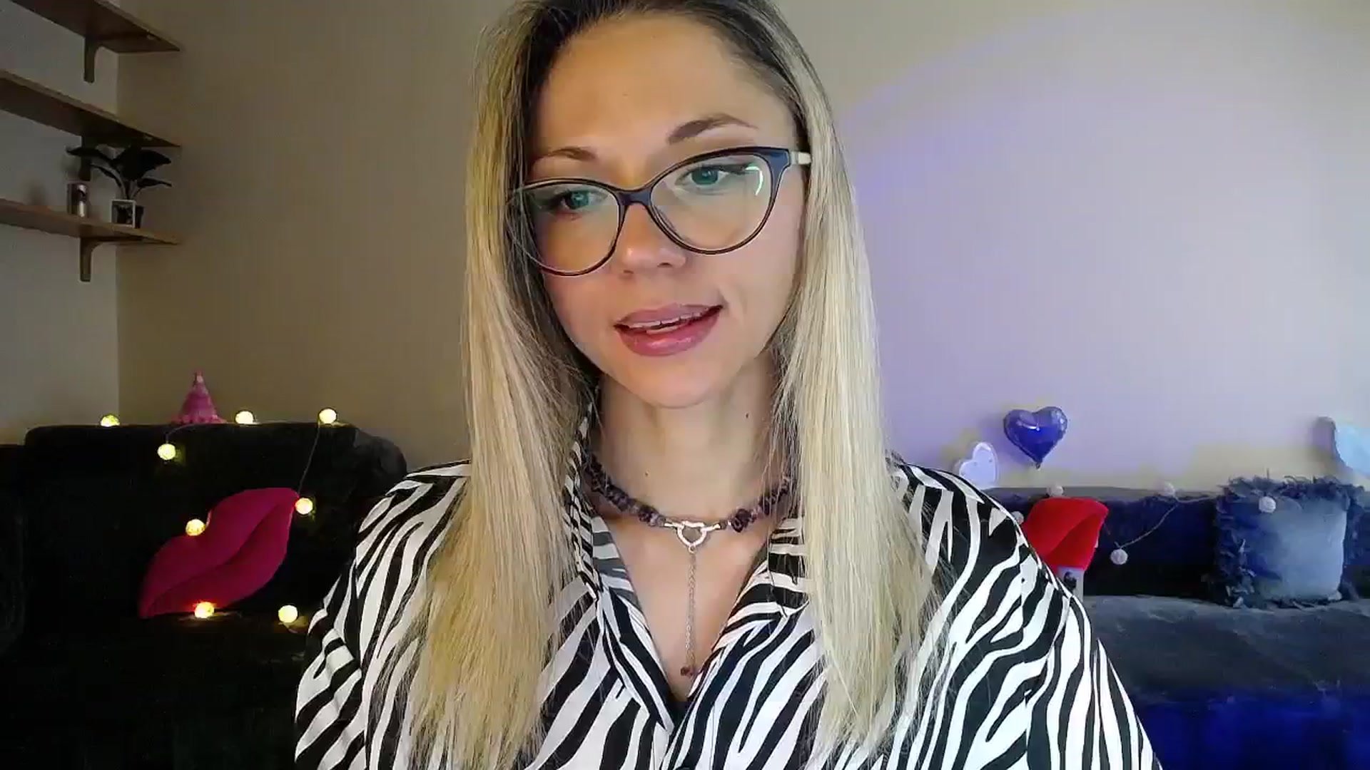 Gallery image thumbnail from Sunshine_alis's myfreecams stream on, 07/19/2025, 15:36 image 10 of 20