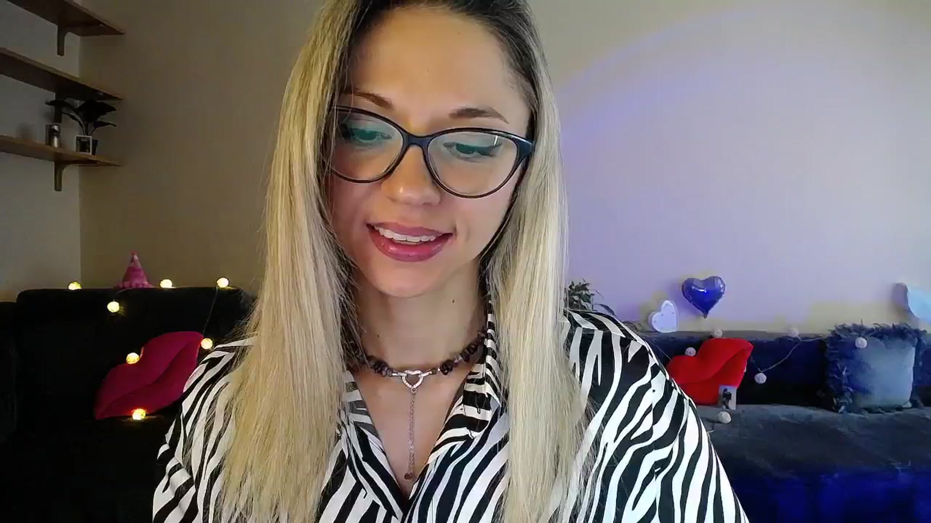 Gallery image thumbnail from Sunshine_alis's myfreecams stream on, 07/19/2025, 15:36 image 4 of 20