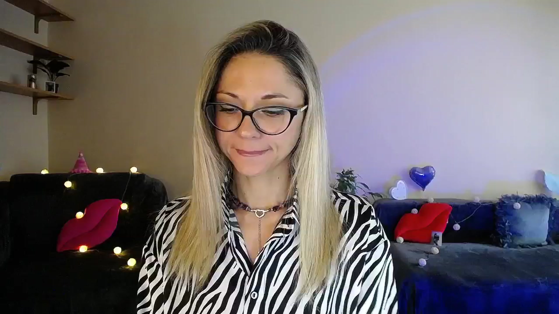 Gallery image thumbnail from Sunshine_alis's myfreecams stream on, 07/19/2025, 15:36 image 2 of 20