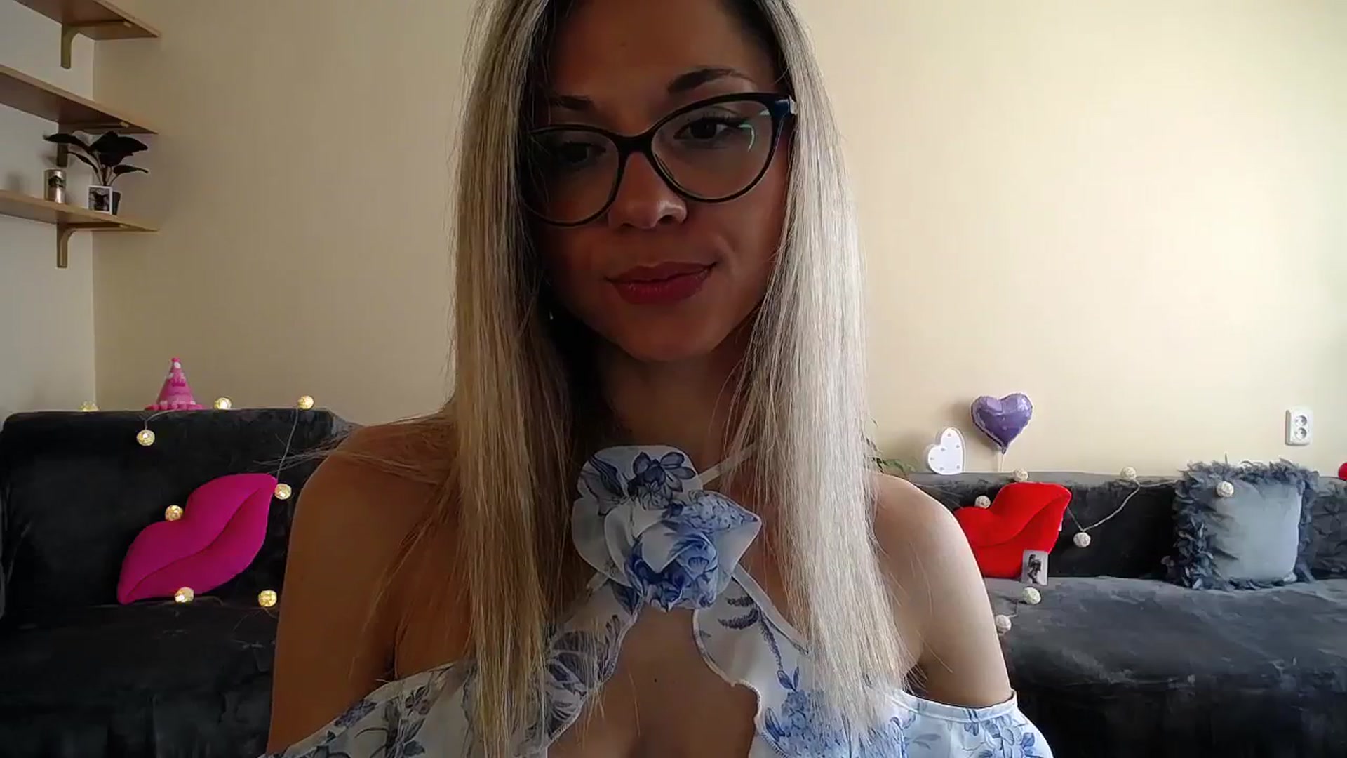 Gallery image thumbnail from Sunshine_alis's myfreecams stream on, 07/21/2025, 15:32 image 19 of 20