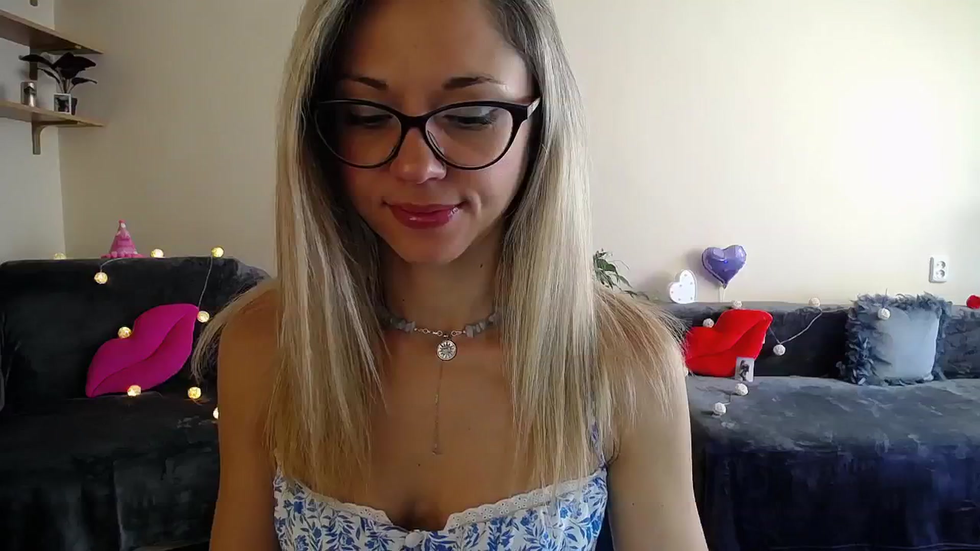 Gallery image thumbnail from Sunshine_alis's myfreecams stream on, 07/23/2025, 14:37 image 5 of 20