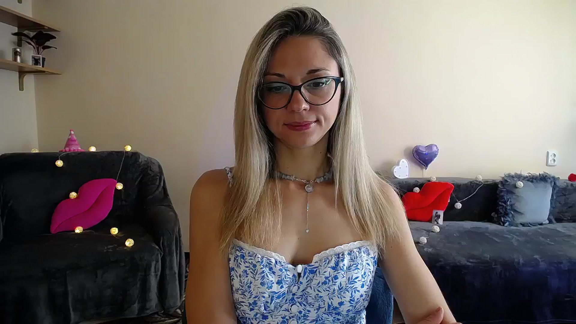 Gallery image thumbnail from Sunshine_alis's myfreecams stream on, 07/23/2025, 14:37 image 11 of 20
