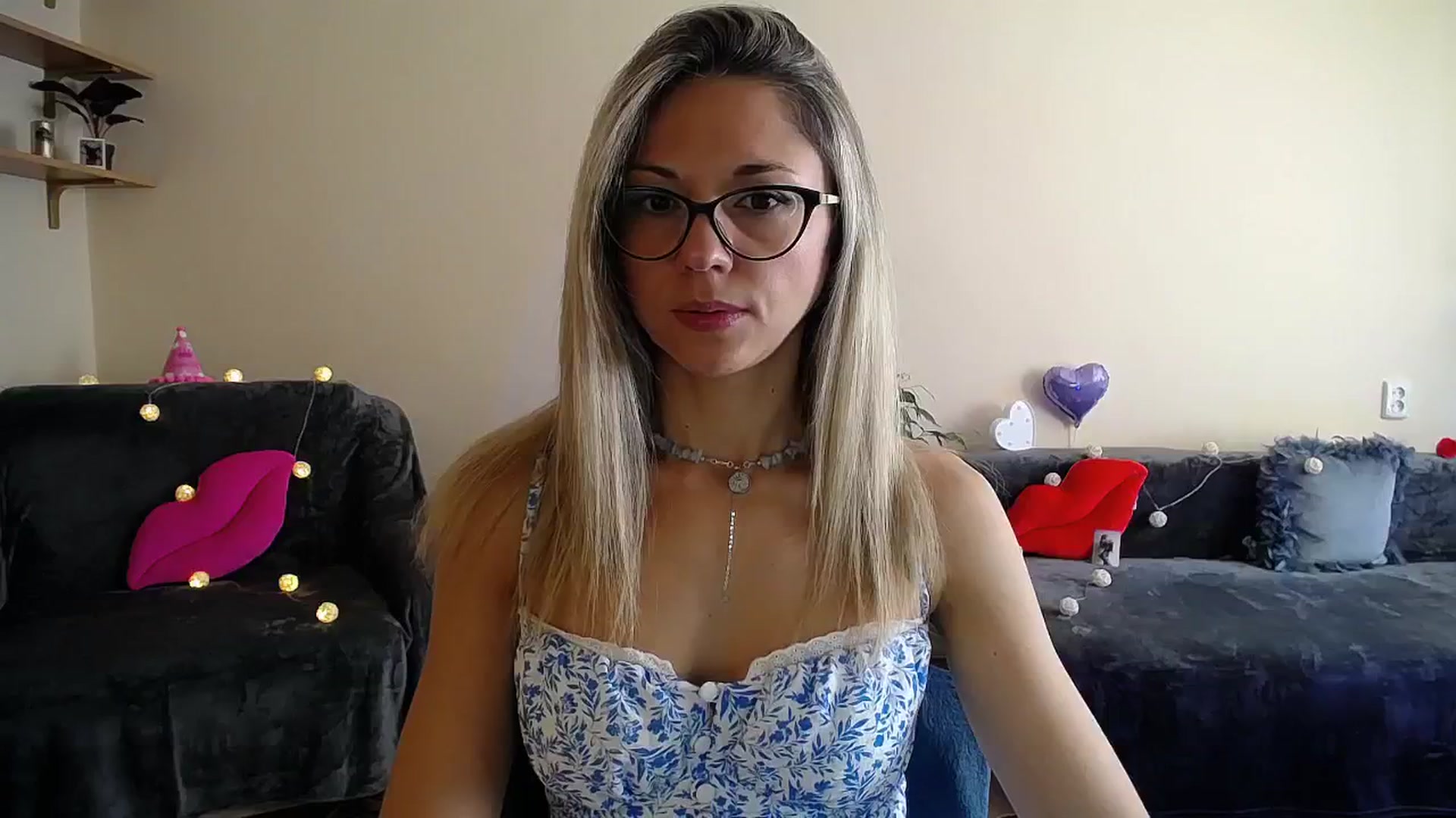 Gallery image thumbnail from Sunshine_alis's myfreecams stream on, 07/23/2025, 14:37 image 15 of 20