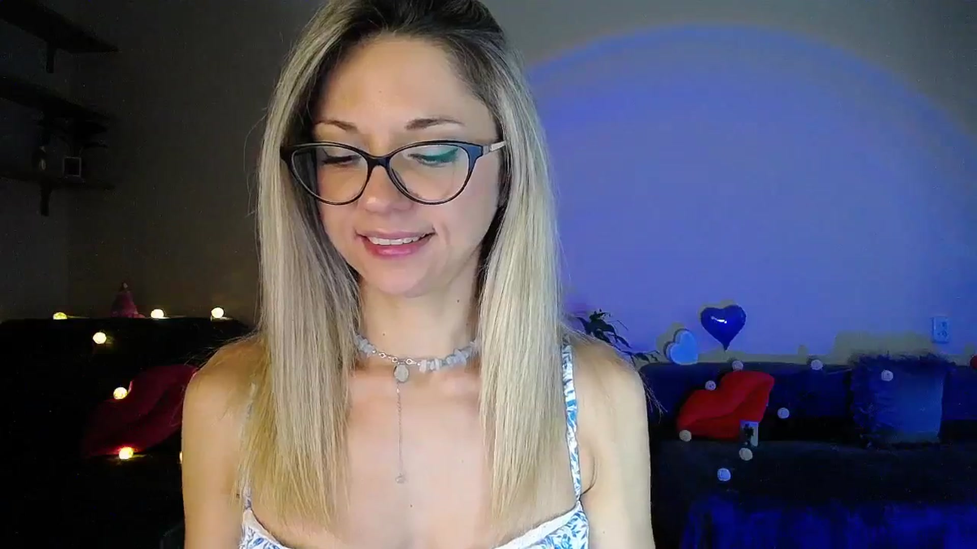 Gallery image thumbnail from Sunshine_alis's myfreecams stream on, 07/23/2025, 18:23 image 14 of 20